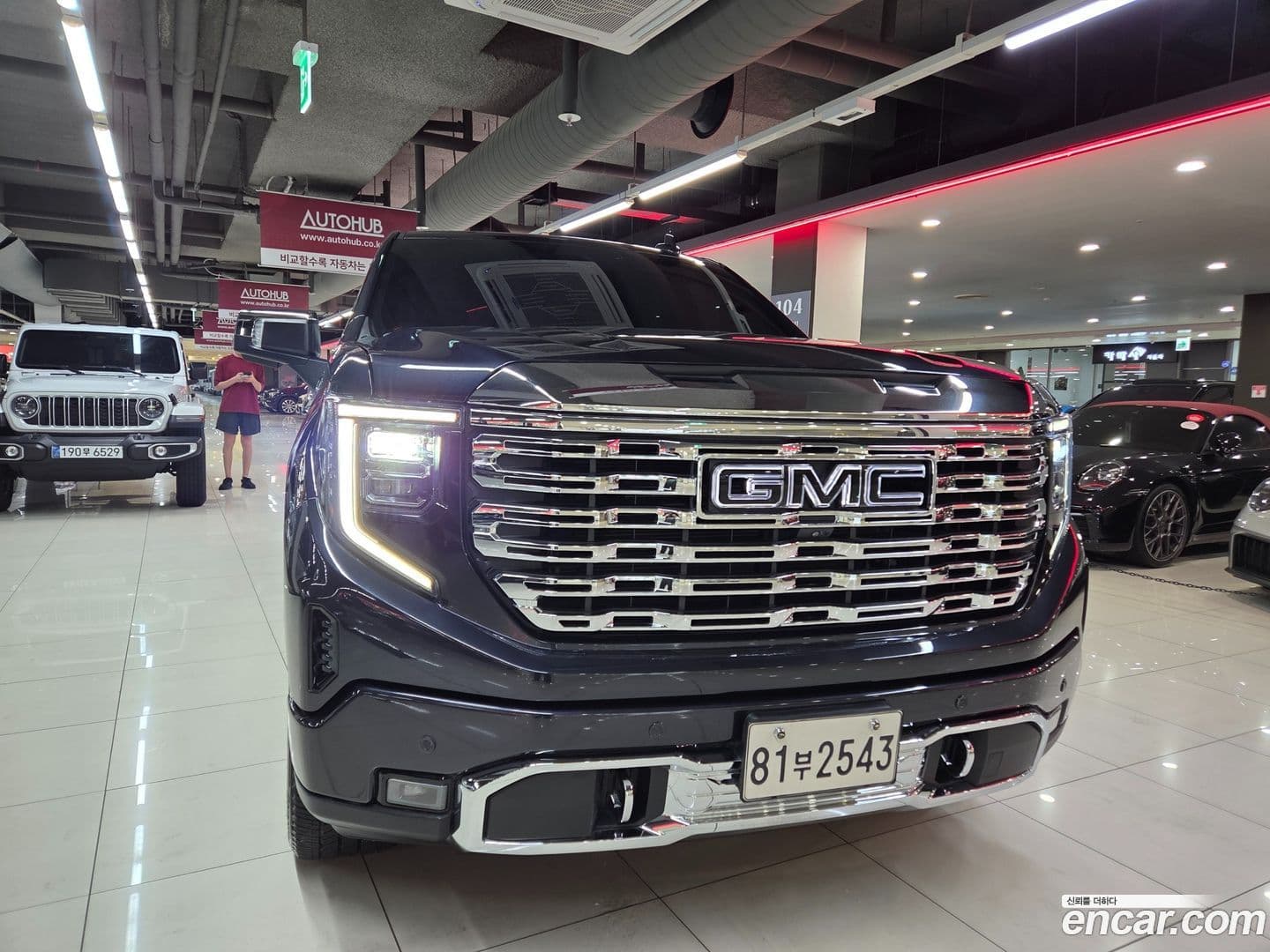 Main__Slider__Photo:Sierra GMC 2023.6-0