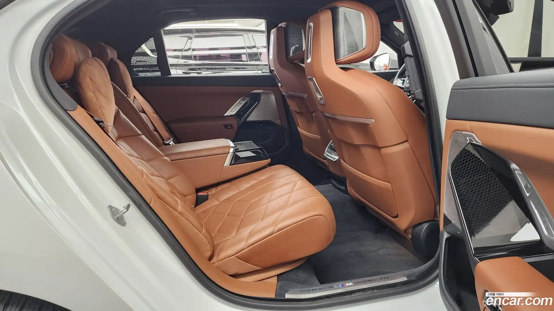 7-Series BMW 2023.9-OPTION-016