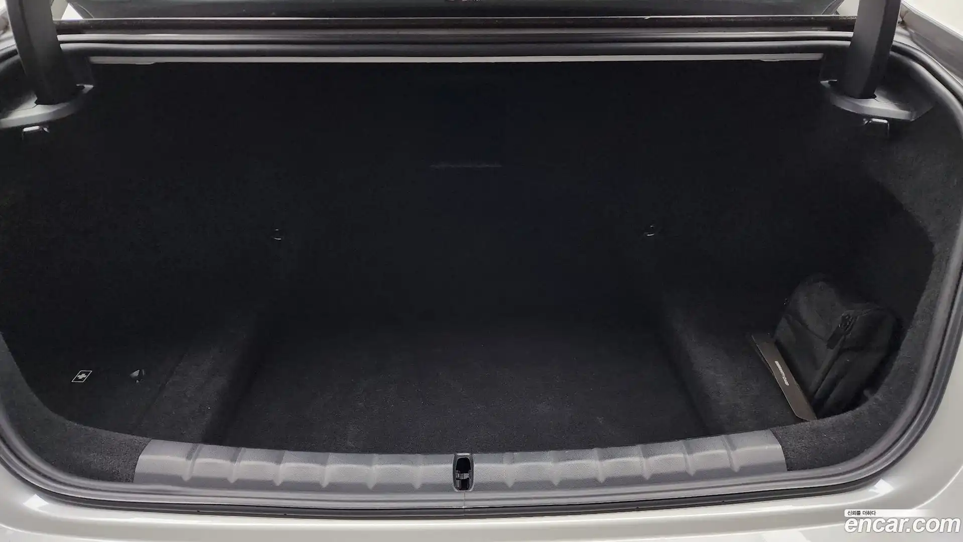 7-Series BMW 2023.9-OPTION-024