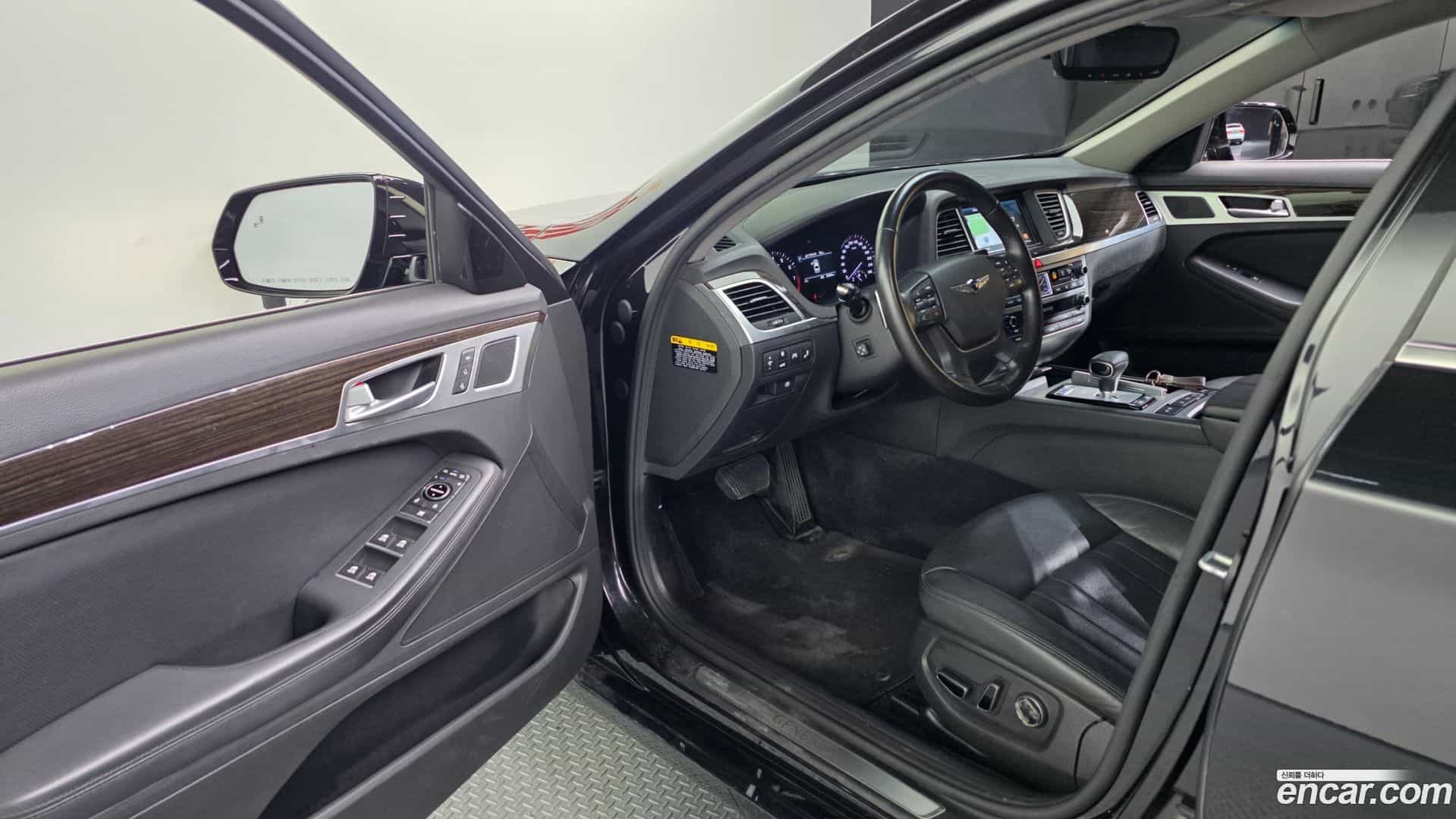 G80 Genesis 2019.6-INNER-010