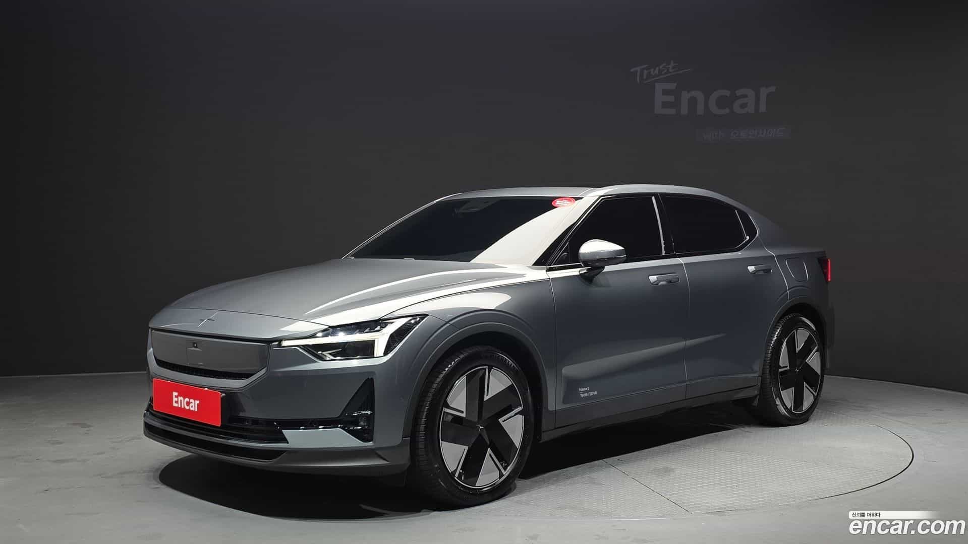Polestar 2 Polestar 2025.4-OUTER-001