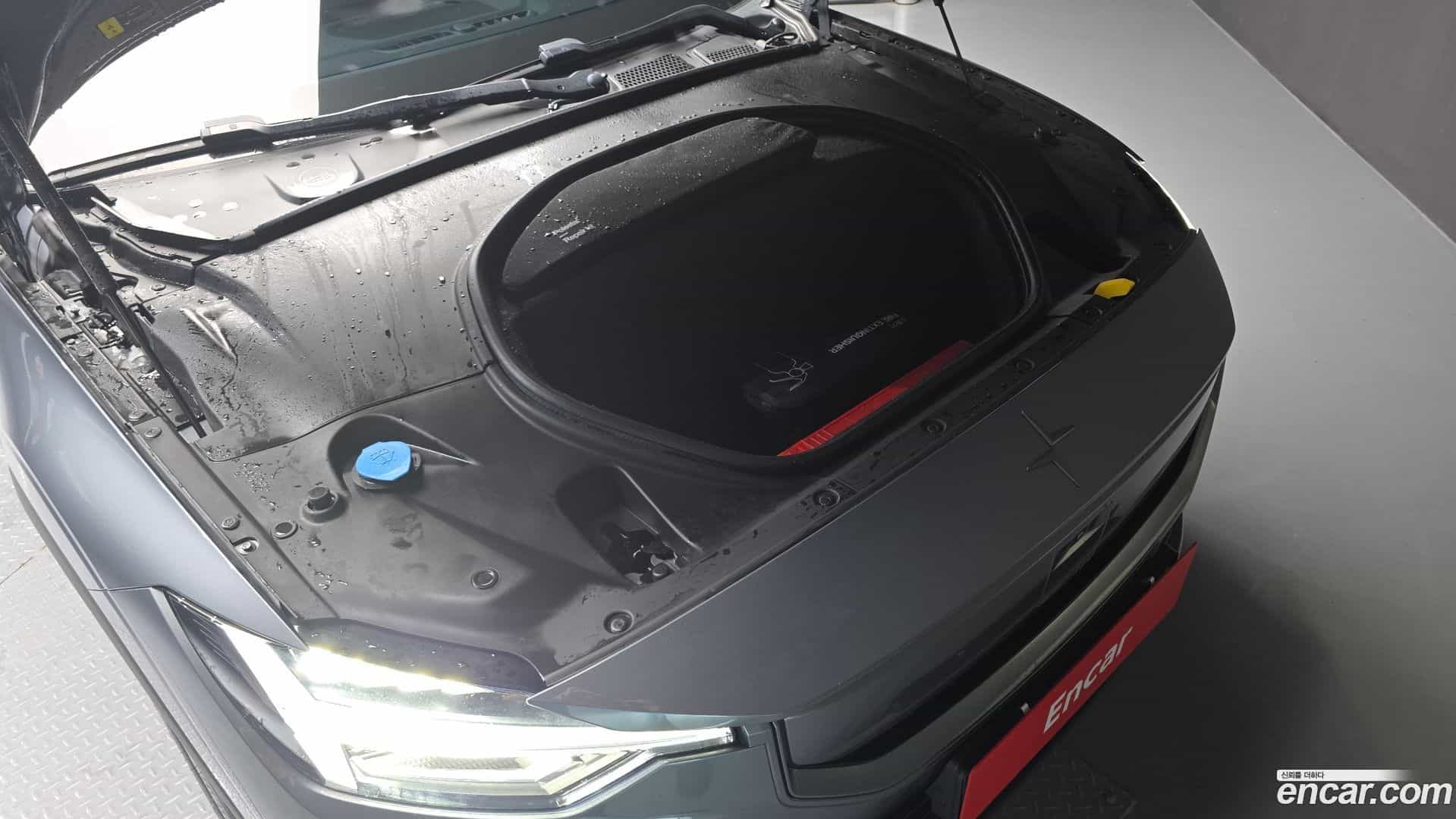 Polestar 2 Polestar 2025.4-OUTER-006