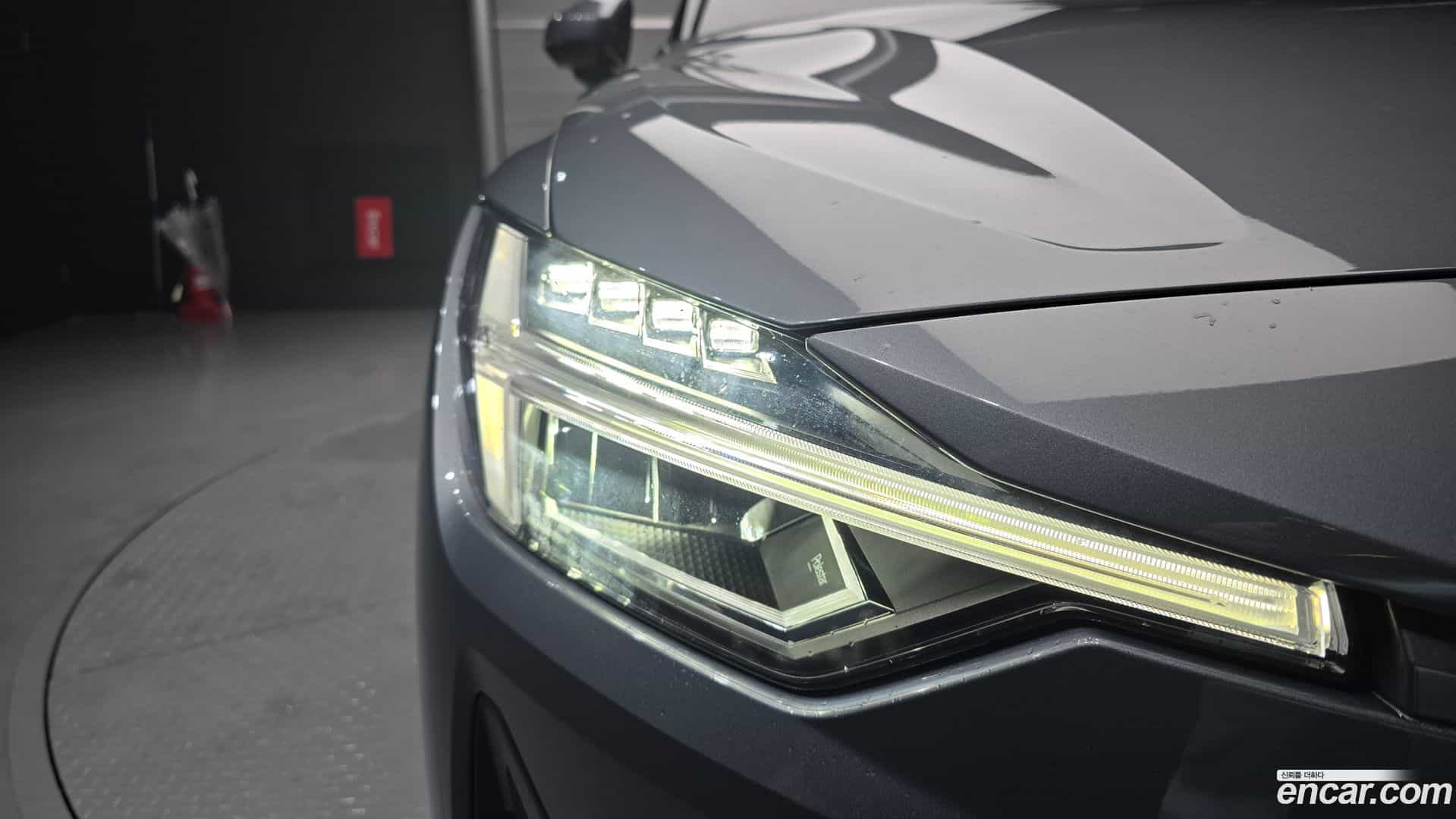 Polestar 2 Polestar 2025.4-OUTER-032