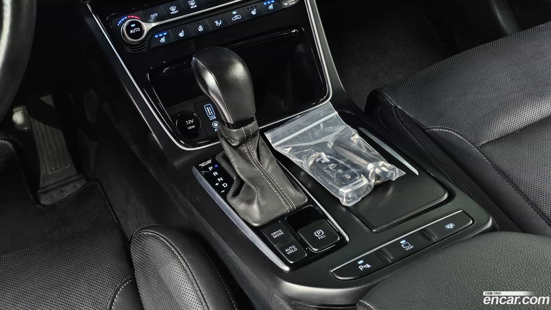 Grandeur Hyundai 2019.9-INNER-009