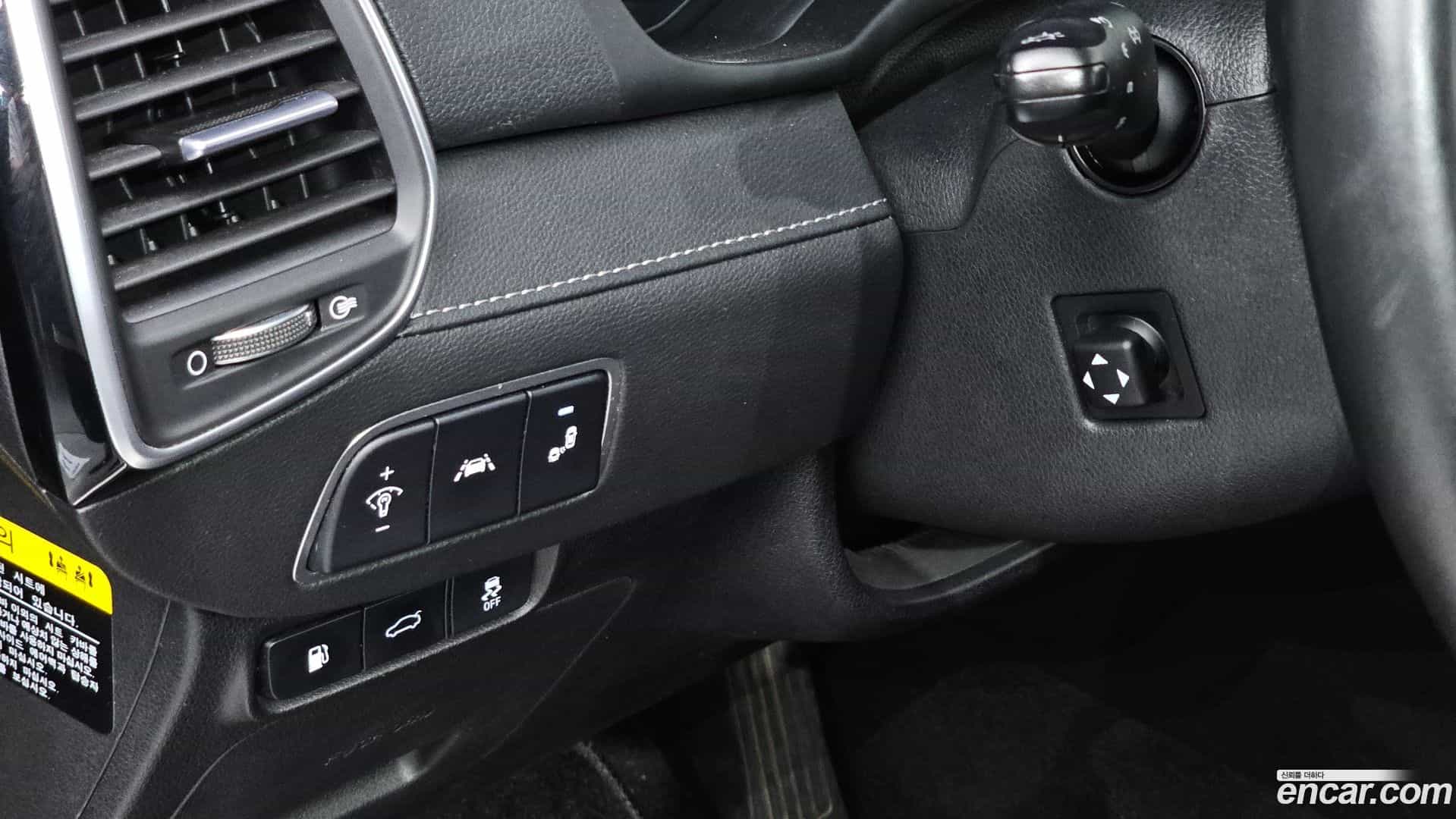 Grandeur Hyundai 2019.9-OPTION-018