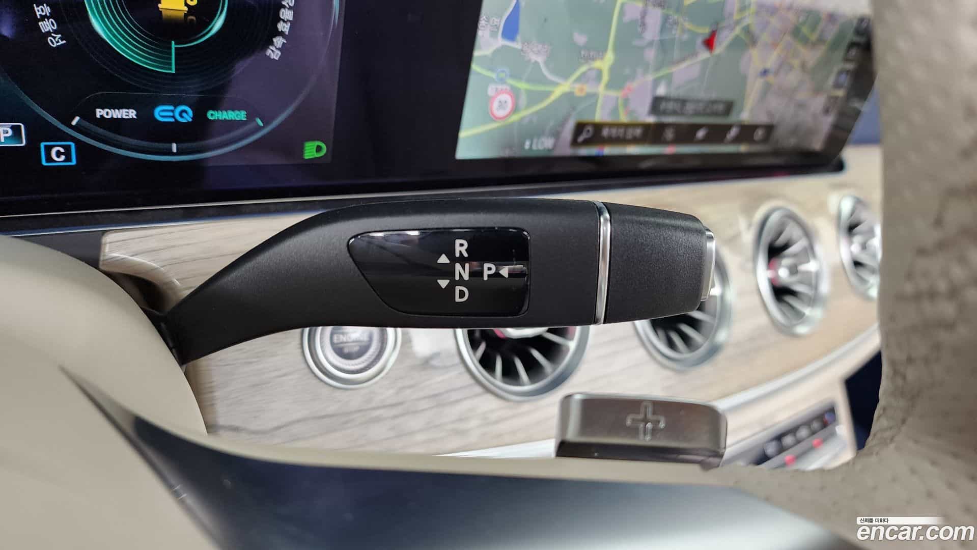 E-Class Mercedes-Benz 2022.2-INNER-009