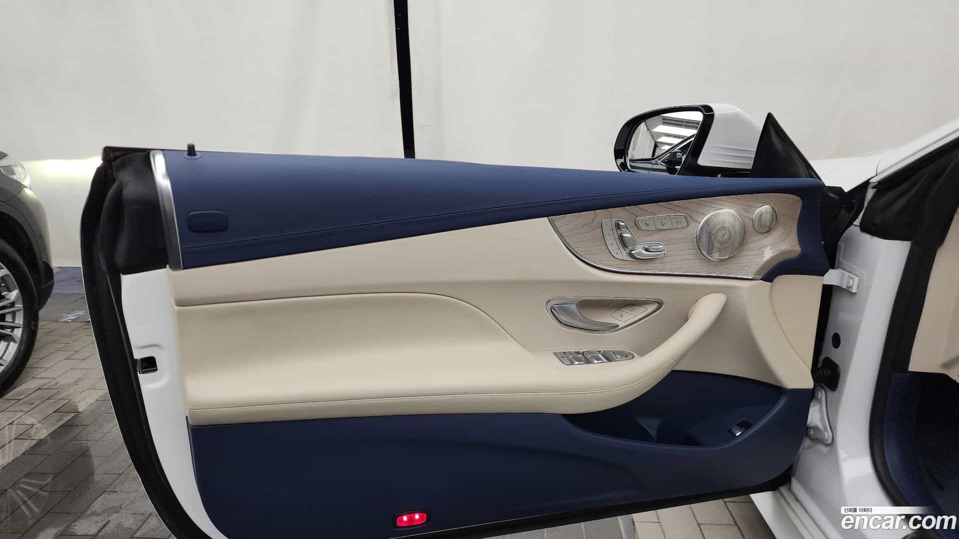 E-Class Mercedes-Benz 2022.2-INNER-034