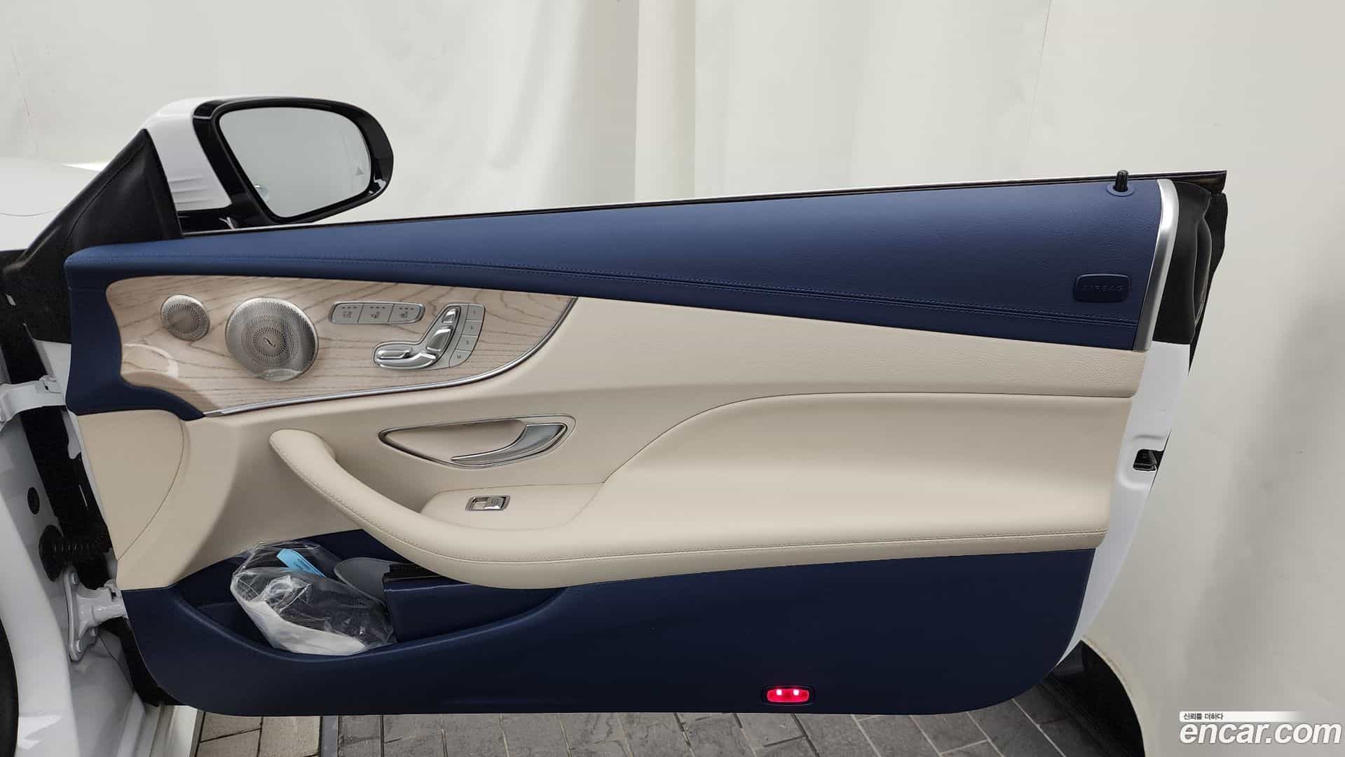 E-Class Mercedes-Benz 2022.2-INNER-035