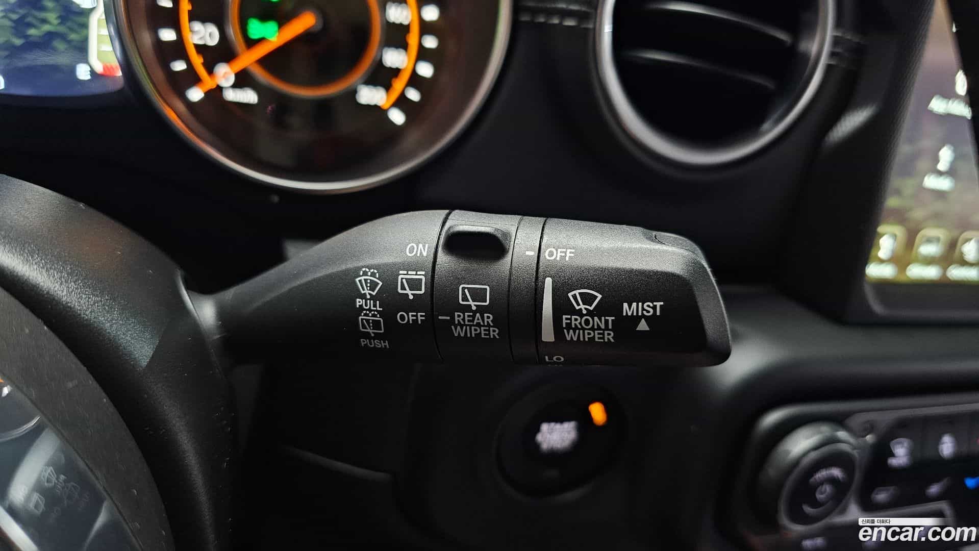 Wrangler Jeep 2021.6-OPTION-022