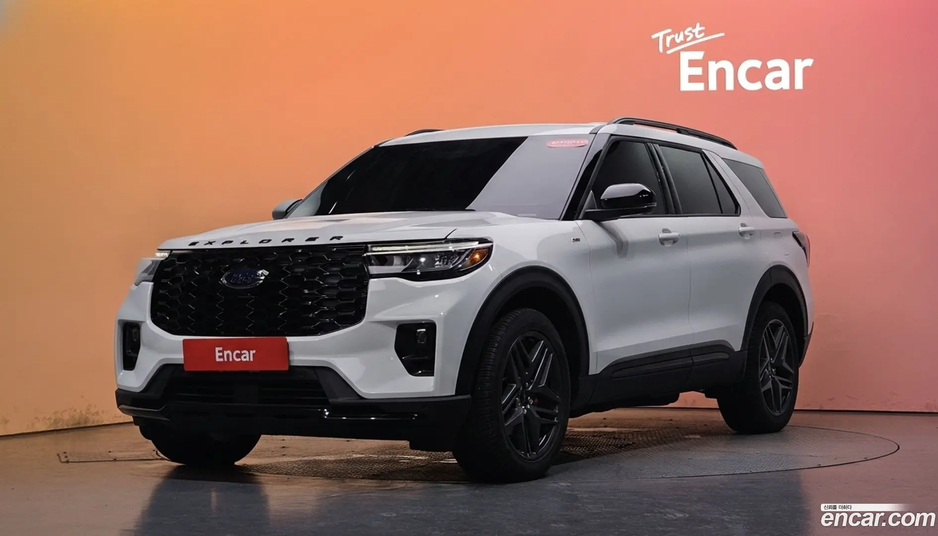Main__Slider__Photo:Explorer Ford 2025.1-0