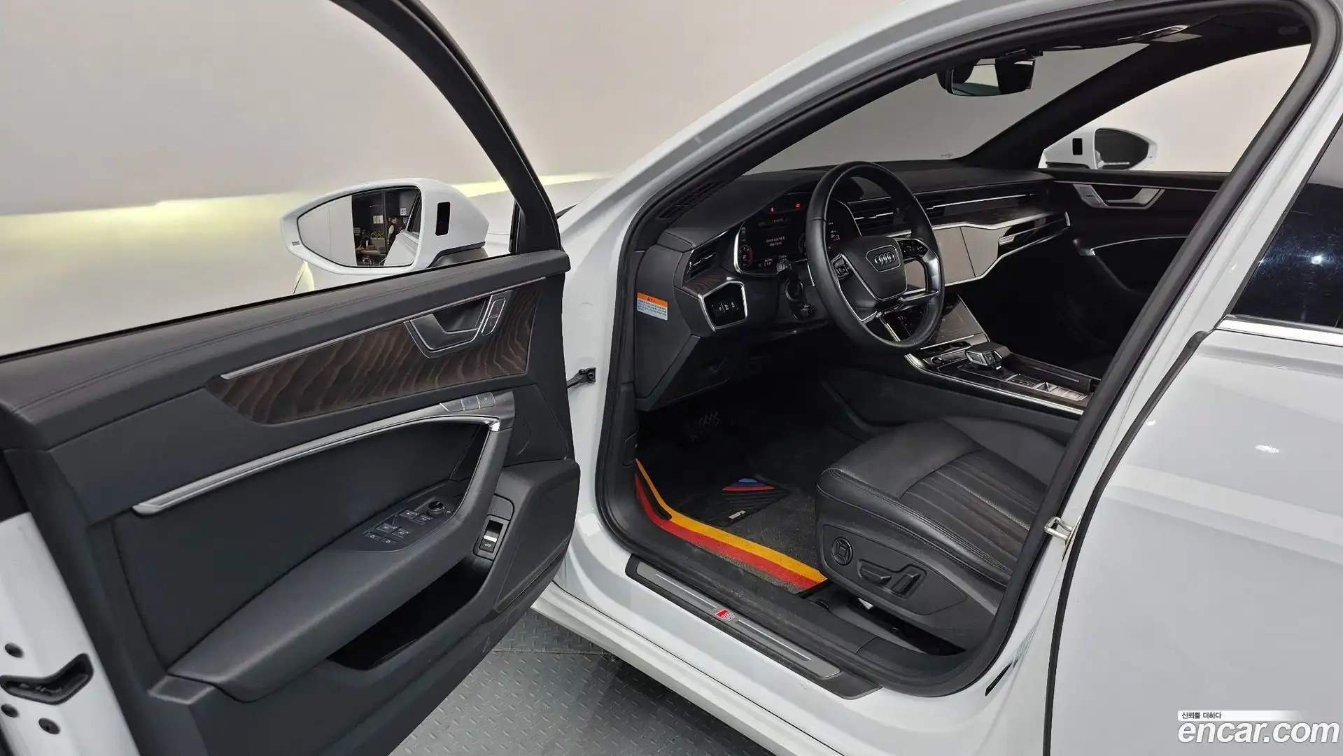 A6 Audi 2021.11-INNER-010