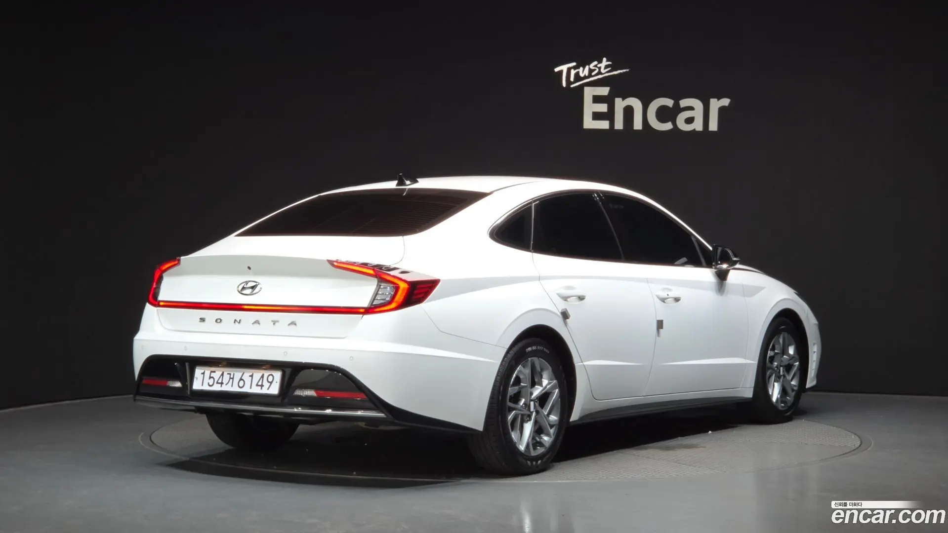 Main__Slider__Photo:Sonata Hyundai 2022.9-1