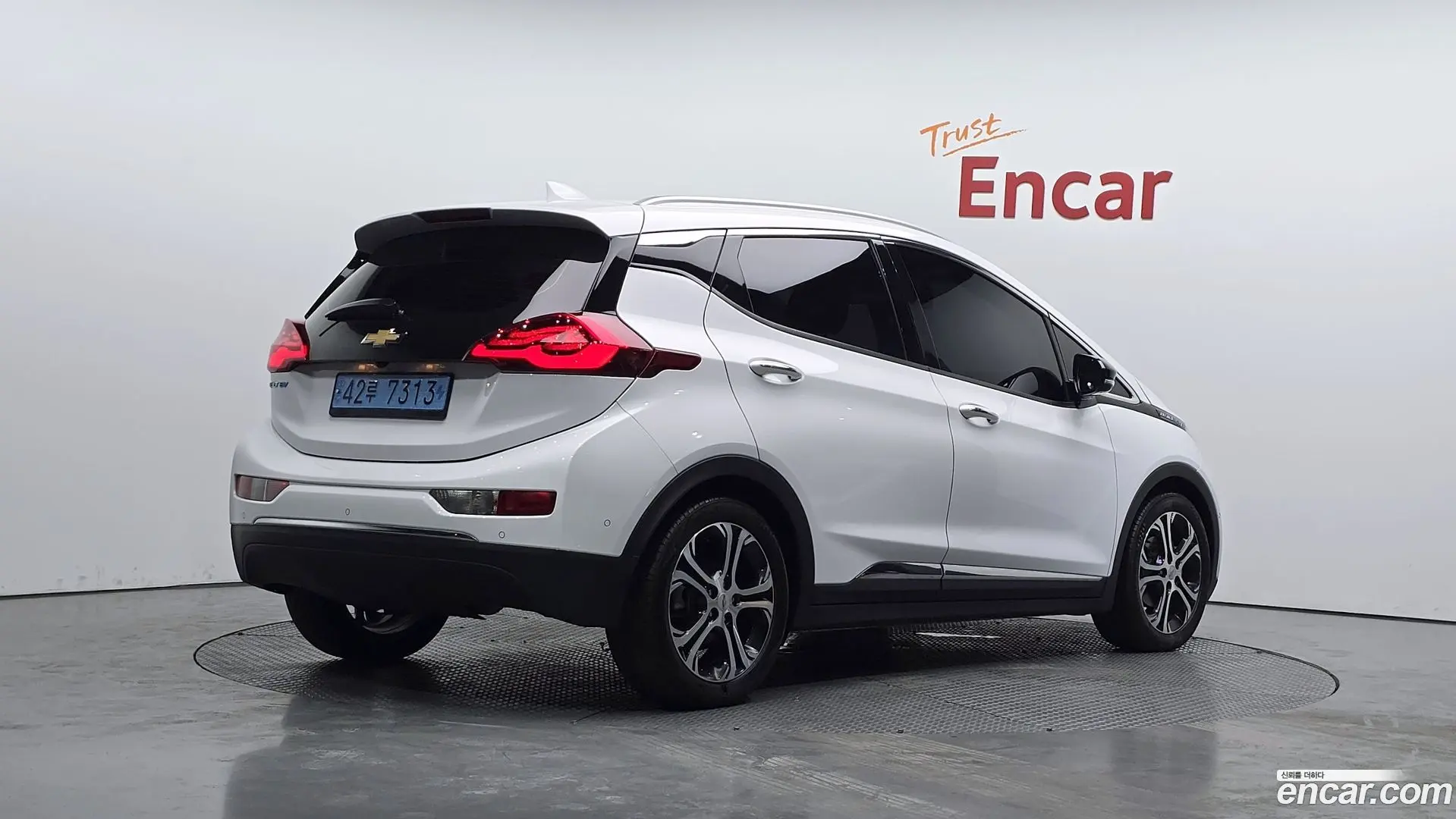 Main__Slider__Photo:Bolt EV Chevrolet 2019.11-1