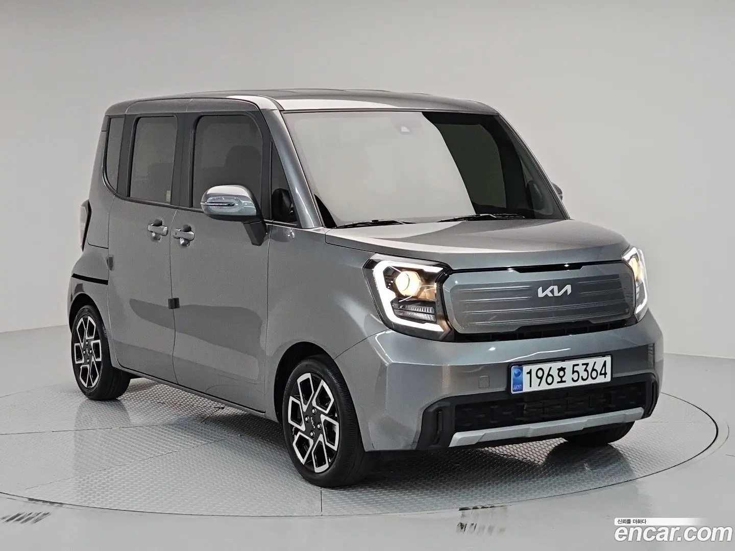 Main__Slider__Photo:RAY Kia 2023.9-1