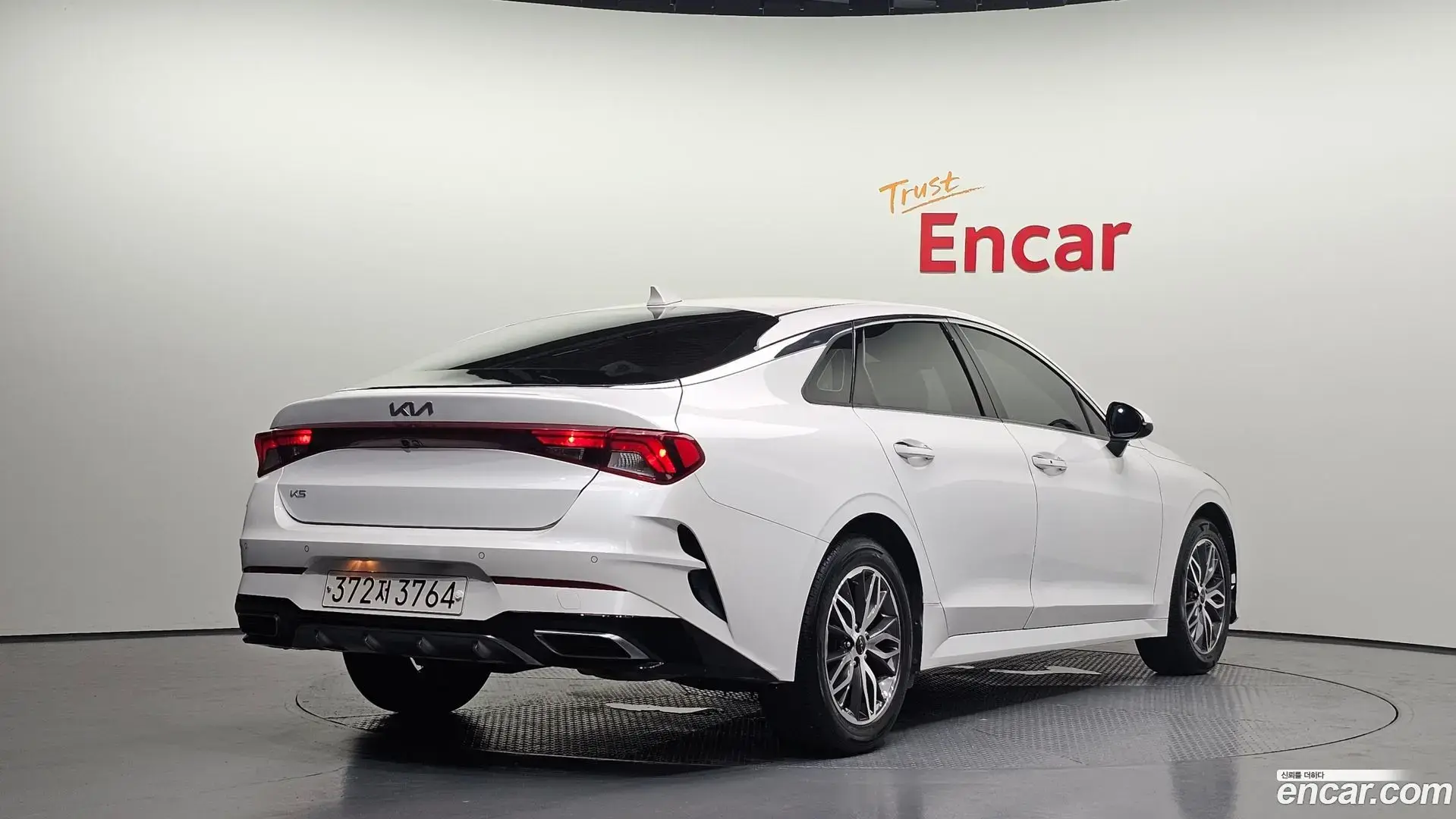 Main__Slider__Photo:K5 Kia 2022.7-1