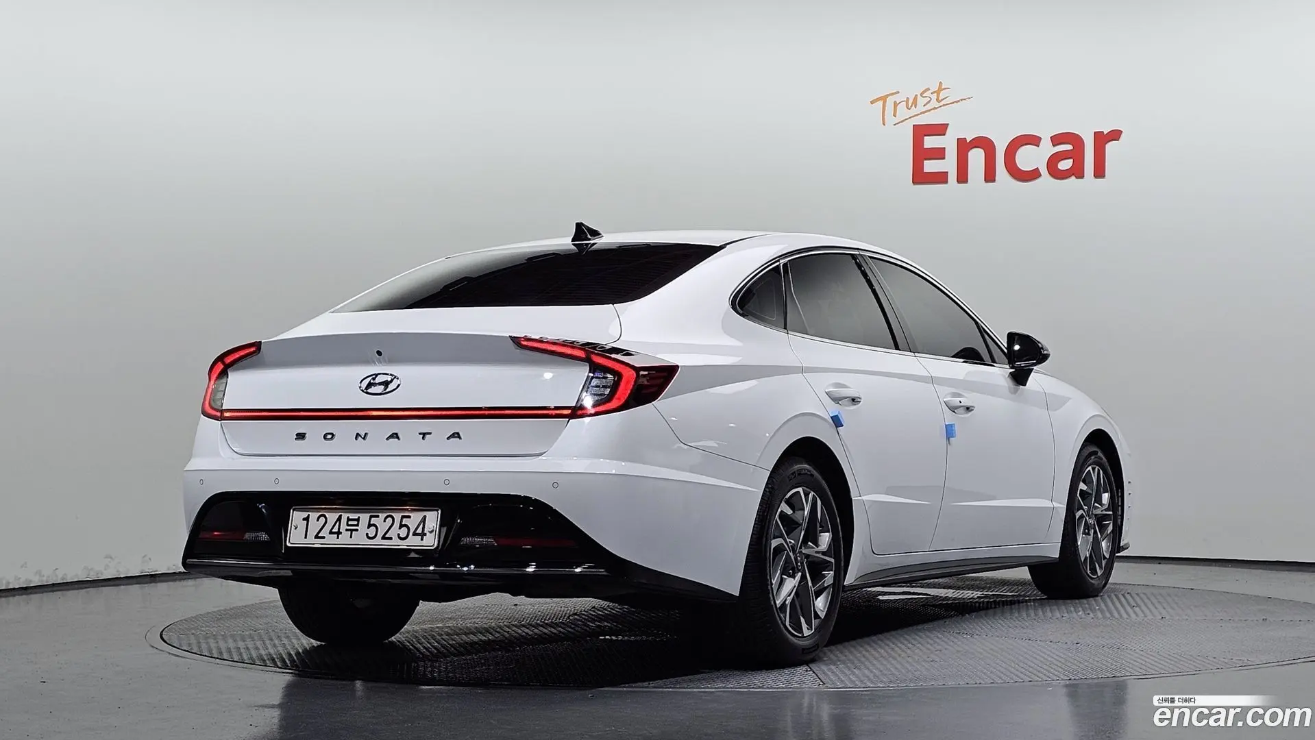 Main__Slider__Photo:Sonata Hyundai 2022.6-1