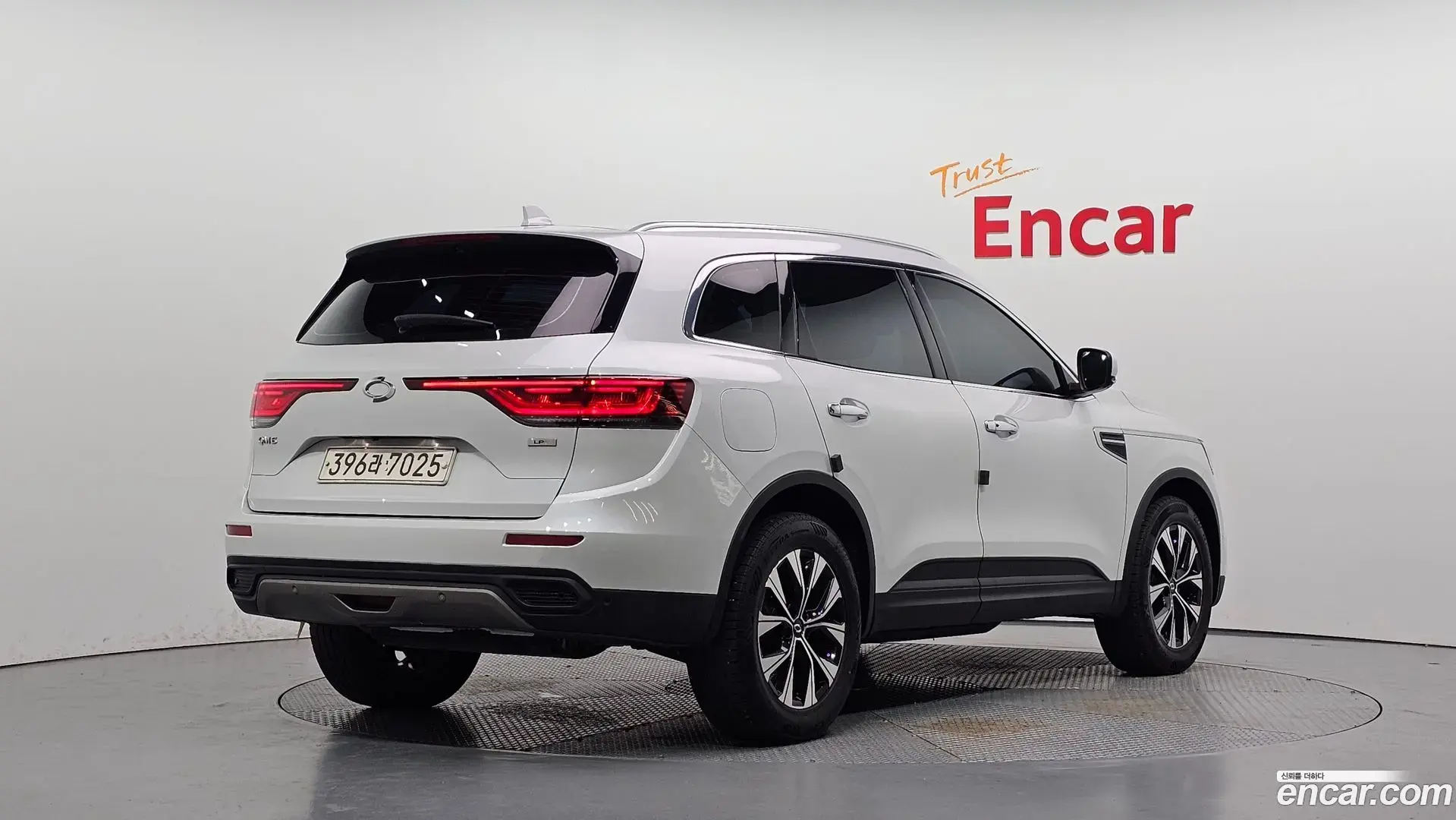 Main__Slider__Photo:QM6 Renault Korea 2021.6-1