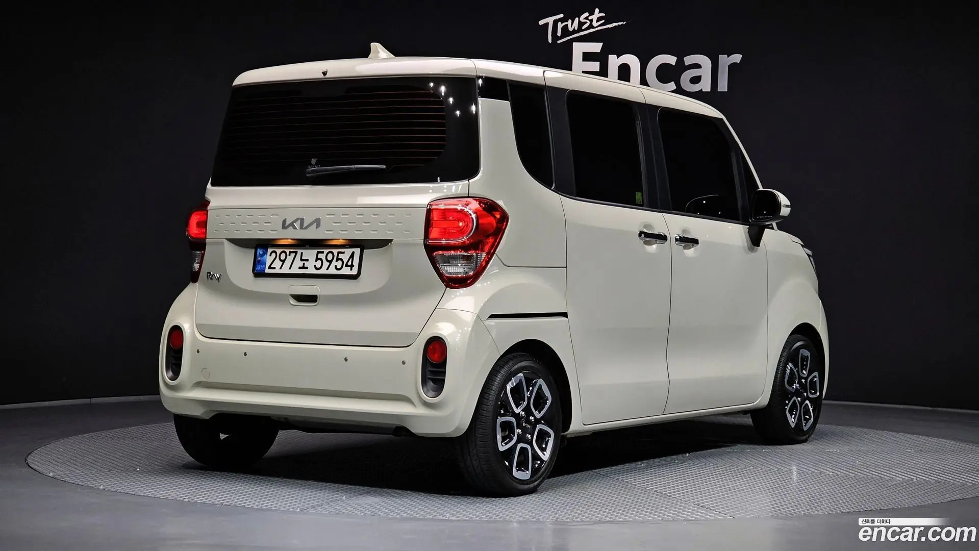 Main__Slider__Photo:RAY Kia 2022.6-1