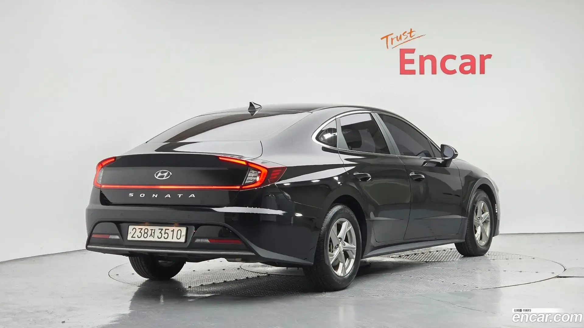 Main__Slider__Photo:Sonata Hyundai 2020.3-1