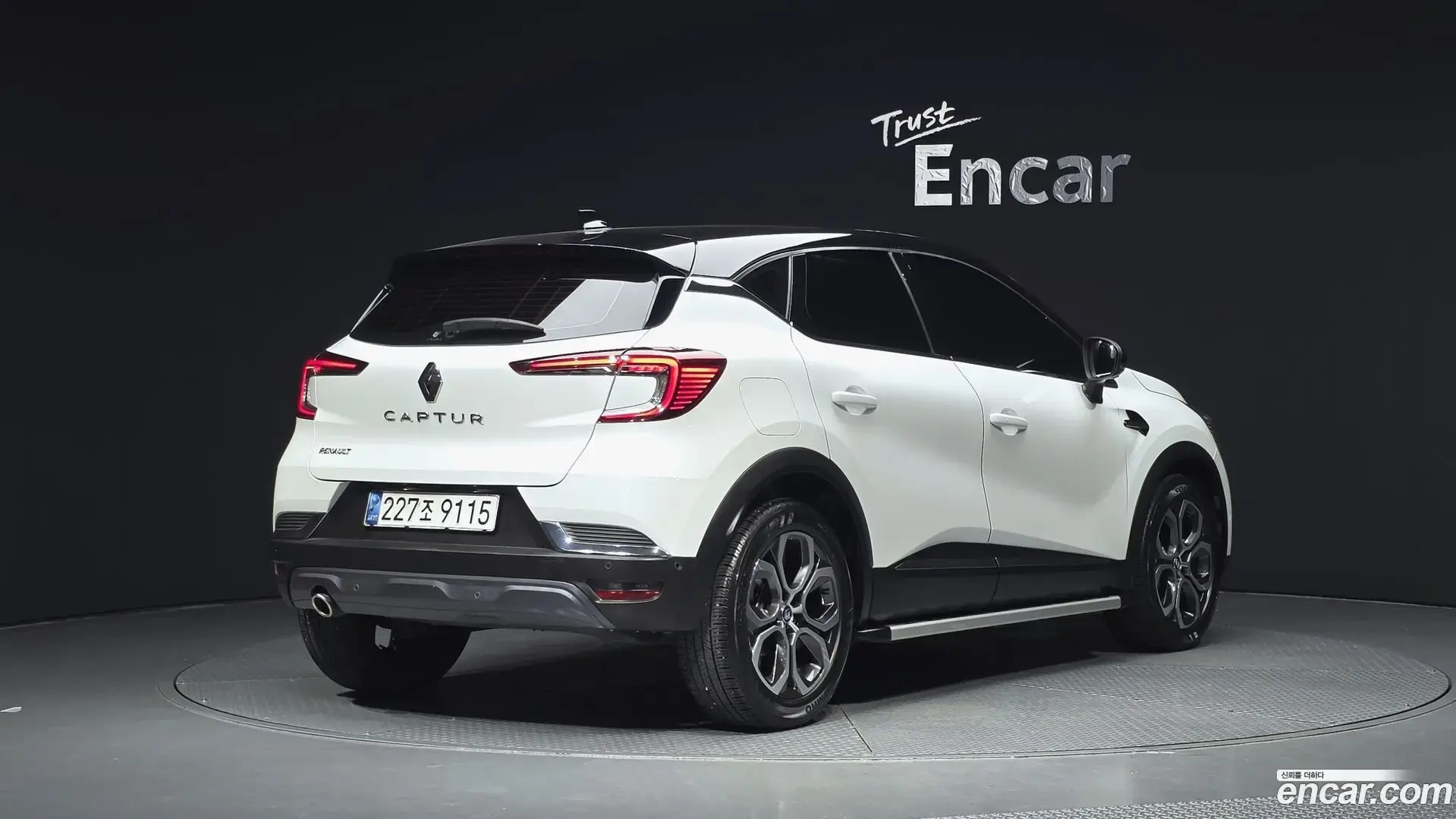 Main__Slider__Photo:Captur Renault Korea 2020.7-1