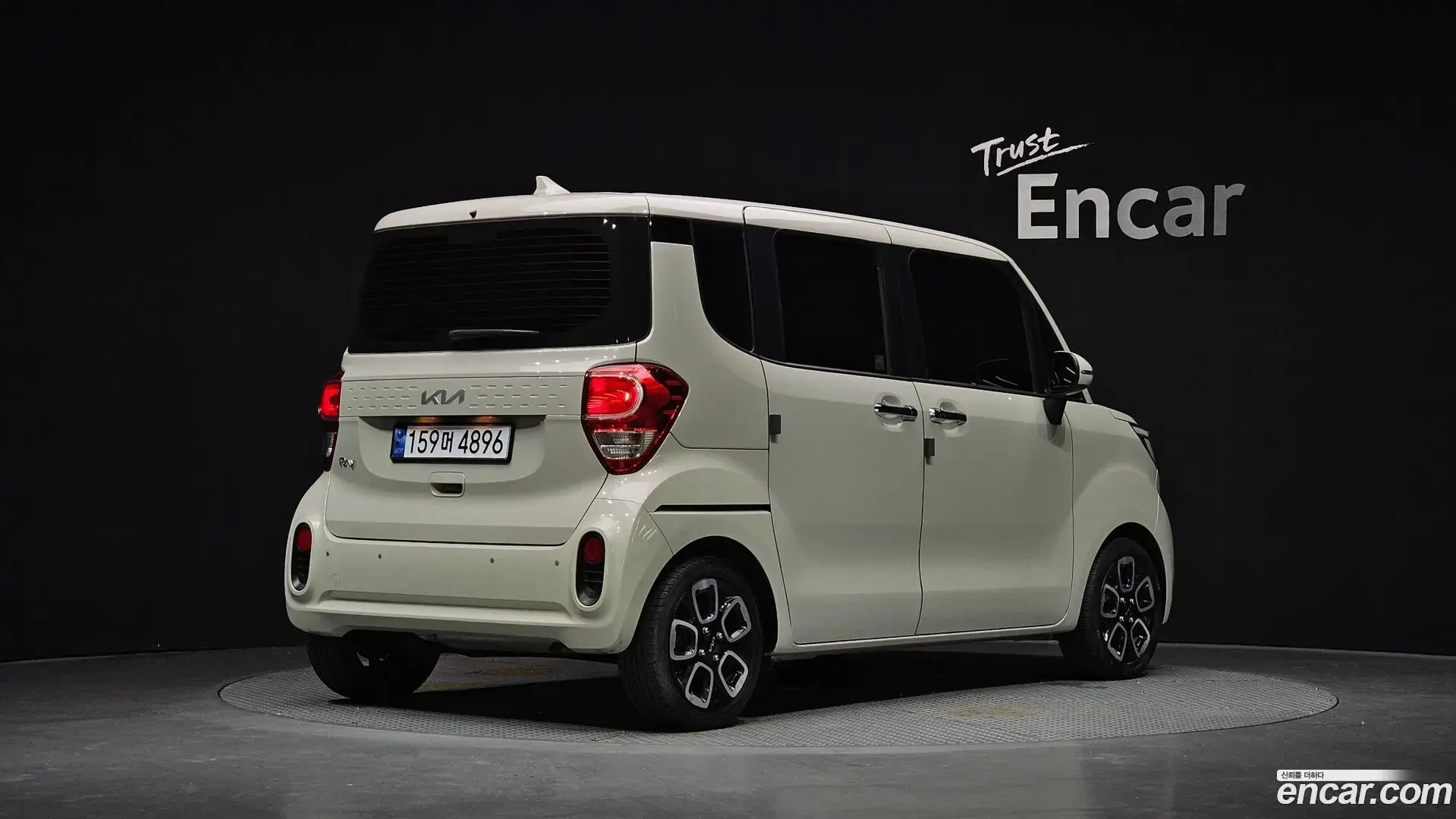 Main__Slider__Photo:RAY Kia 2022.6-1