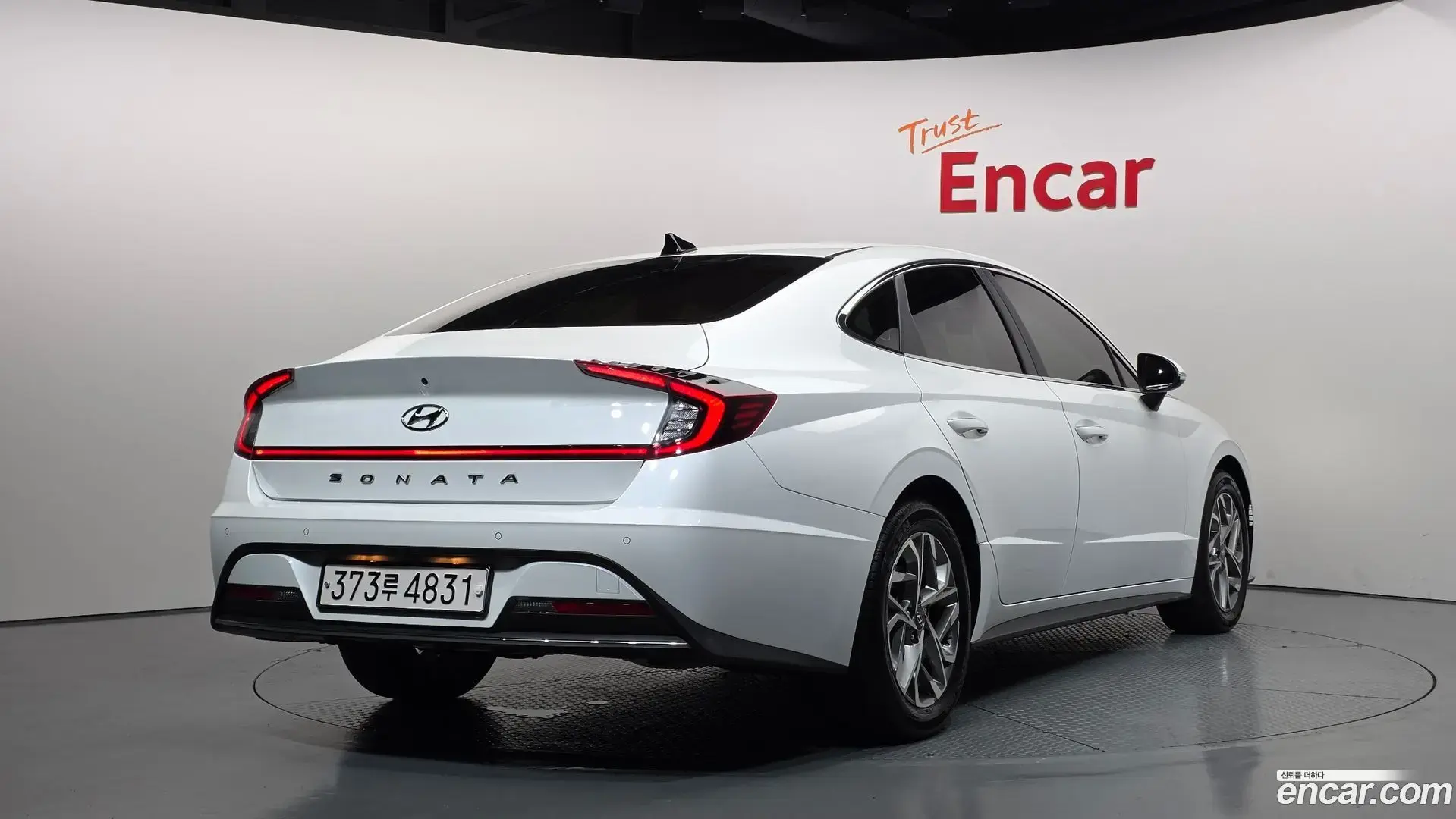 Main__Slider__Photo:Sonata Hyundai 2021.5-1
