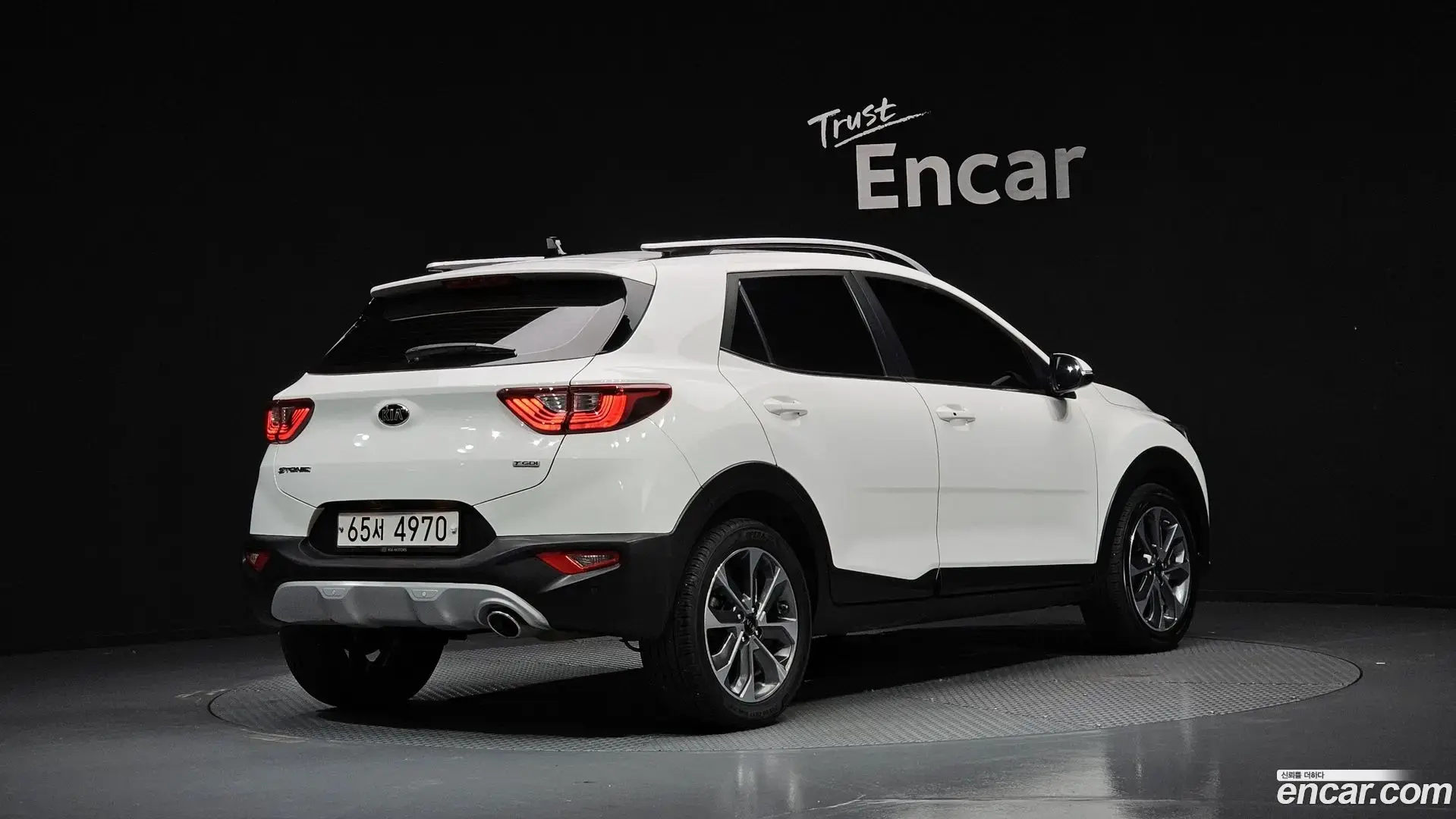 Main__Slider__Photo:Stonic Kia 2019.0-1