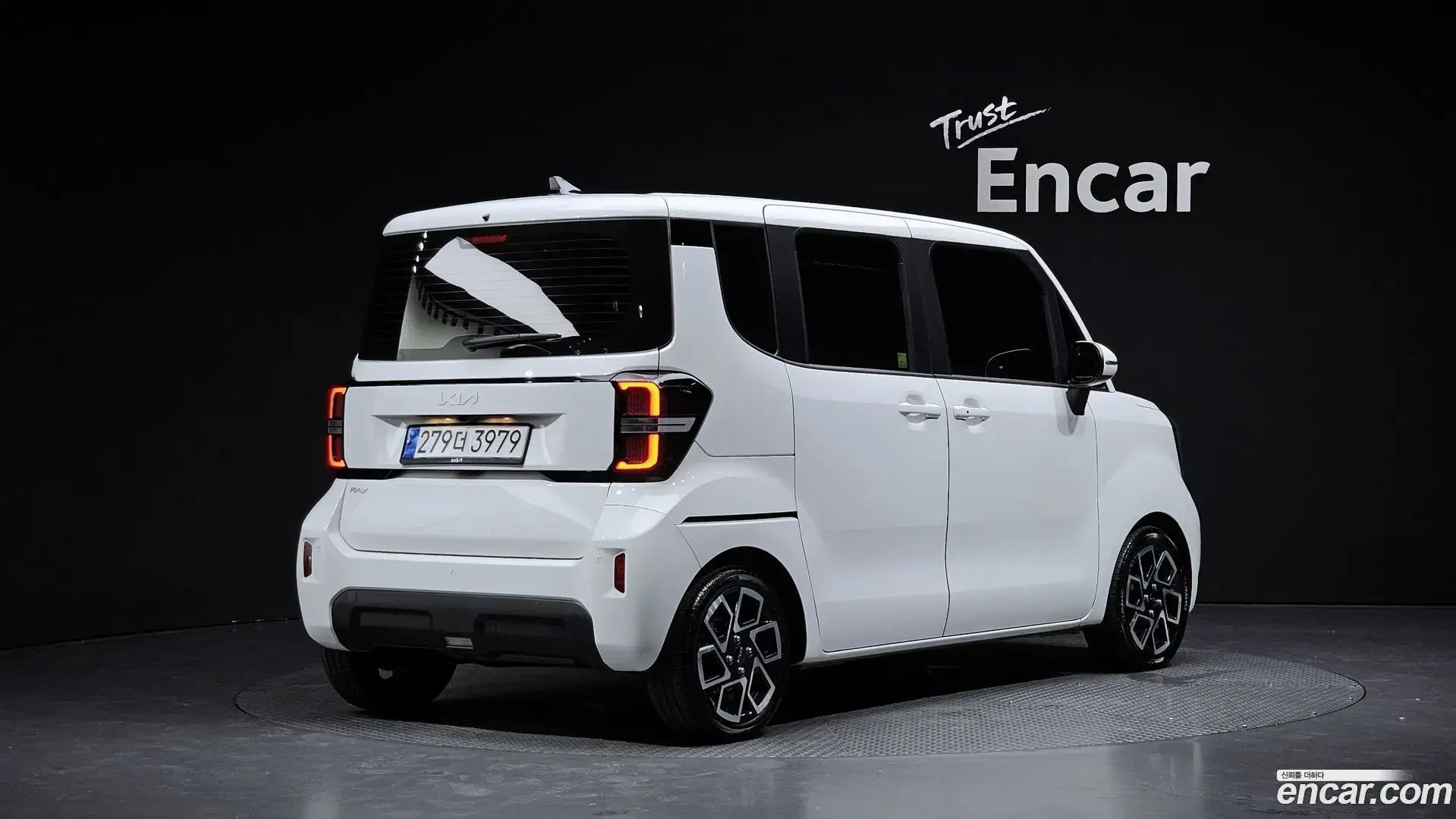 Main__Slider__Photo:RAY Kia 2022.10-1