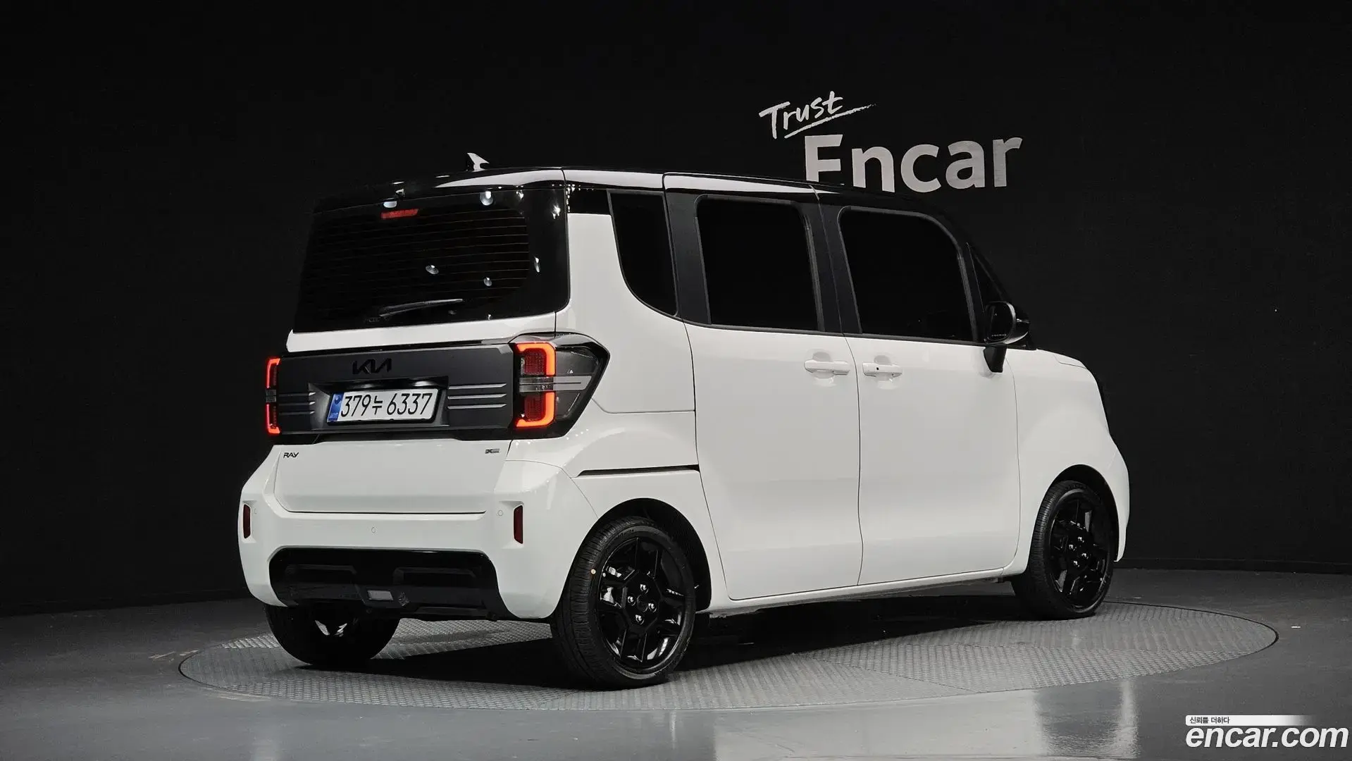 Main__Slider__Photo:RAY Kia 2025.10-1