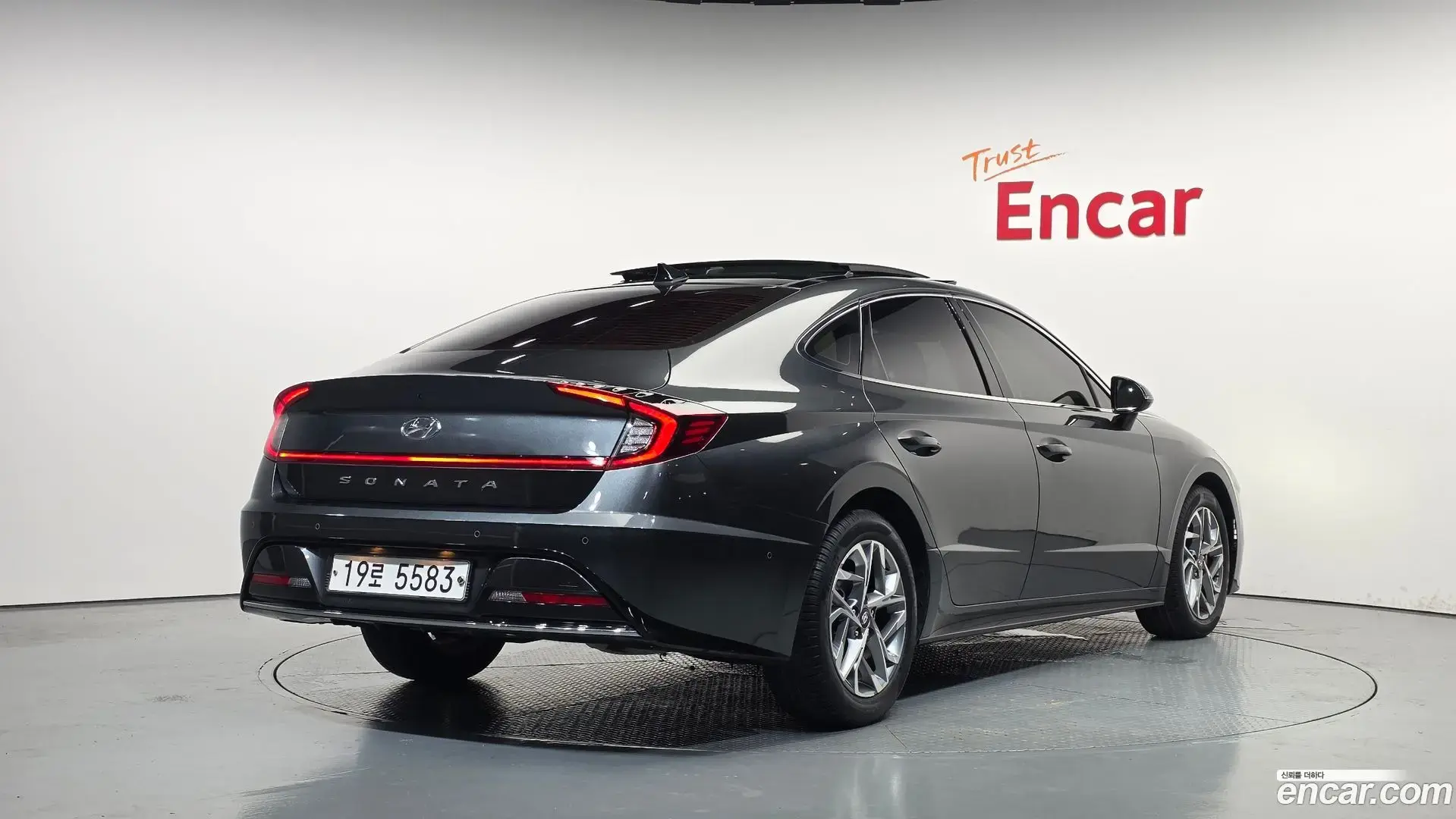 Main__Slider__Photo:Sonata Hyundai 2019.3-1