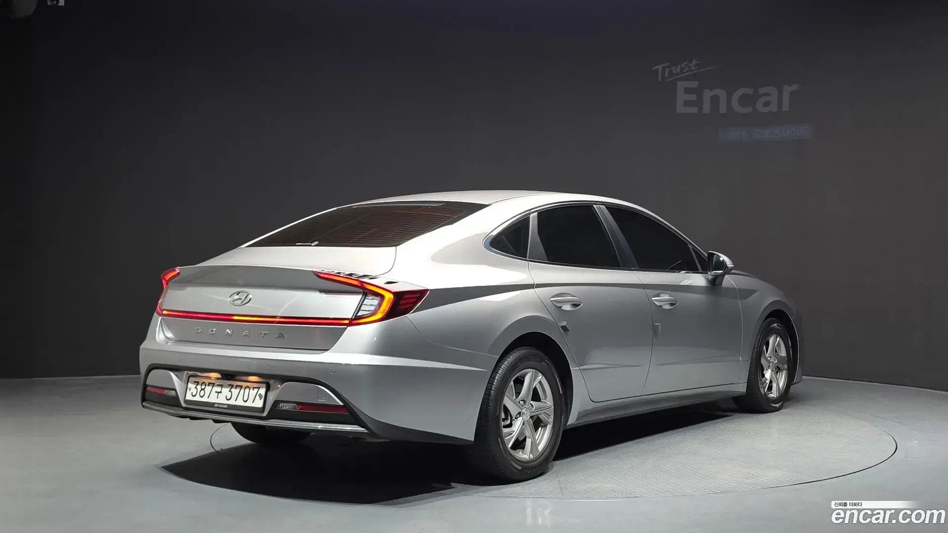 Main__Slider__Photo:Sonata Hyundai 2019.9-1