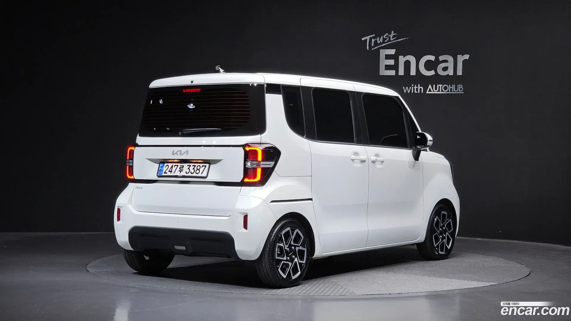 Main__Slider__Photo:RAY Kia 2024.1-1