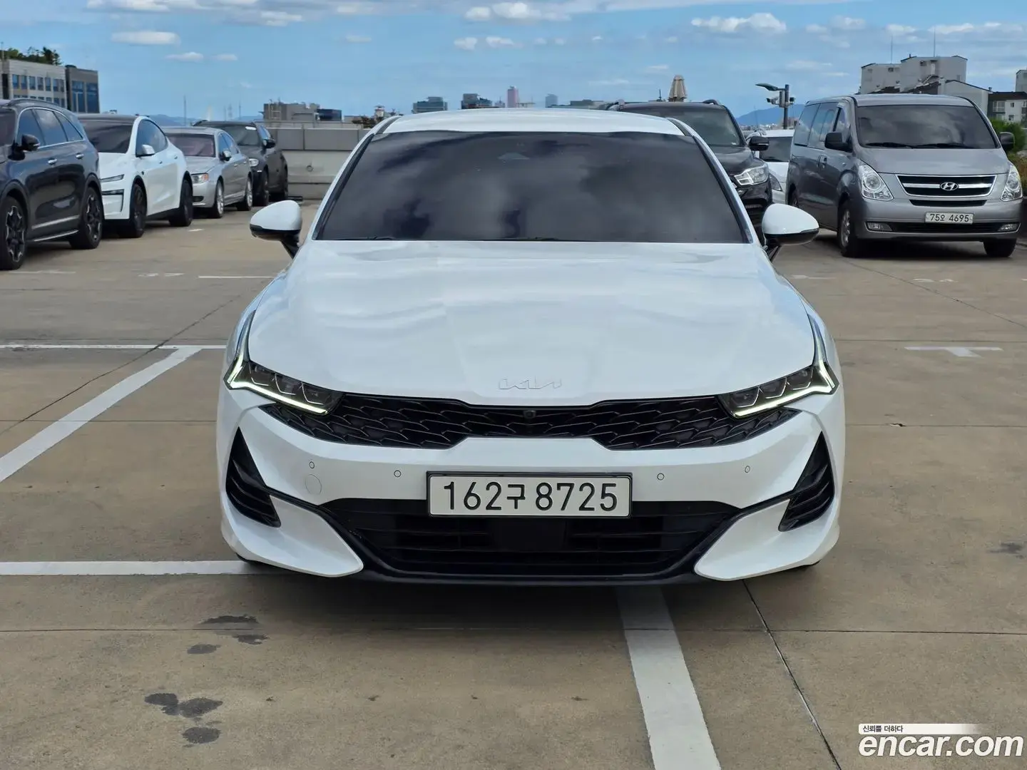 Main__Slider__Photo:K5 Kia 2023.8-1
