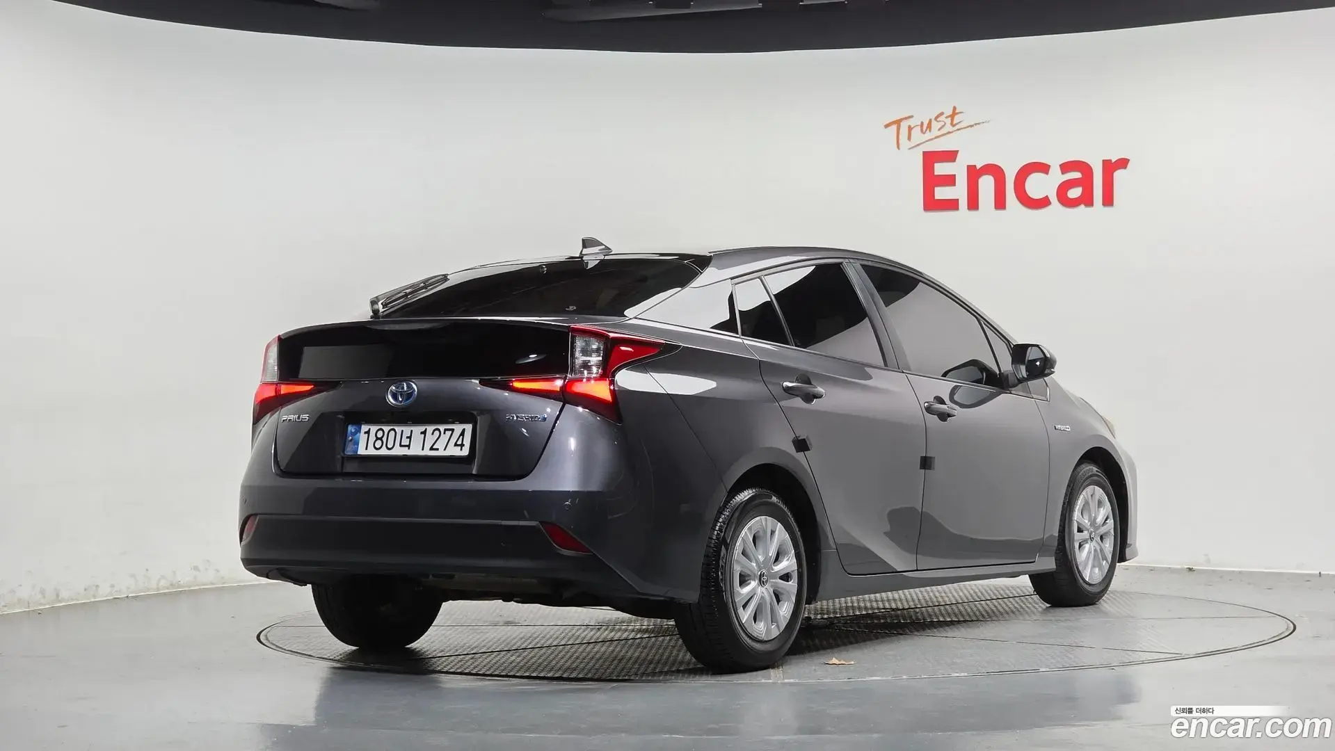 Main__Slider__Photo:Prius Toyota 2022.3-1