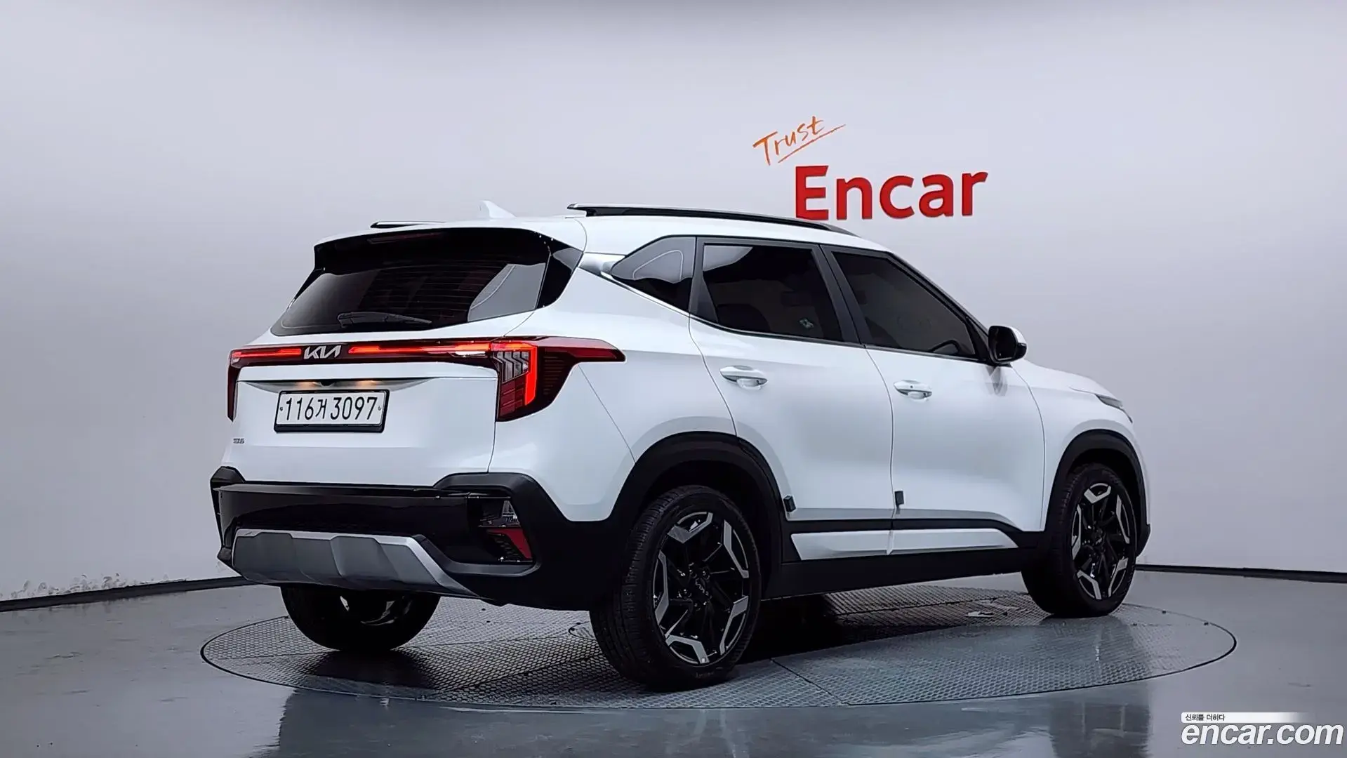 Main__Slider__Photo:Seltos Kia 2022.10-1