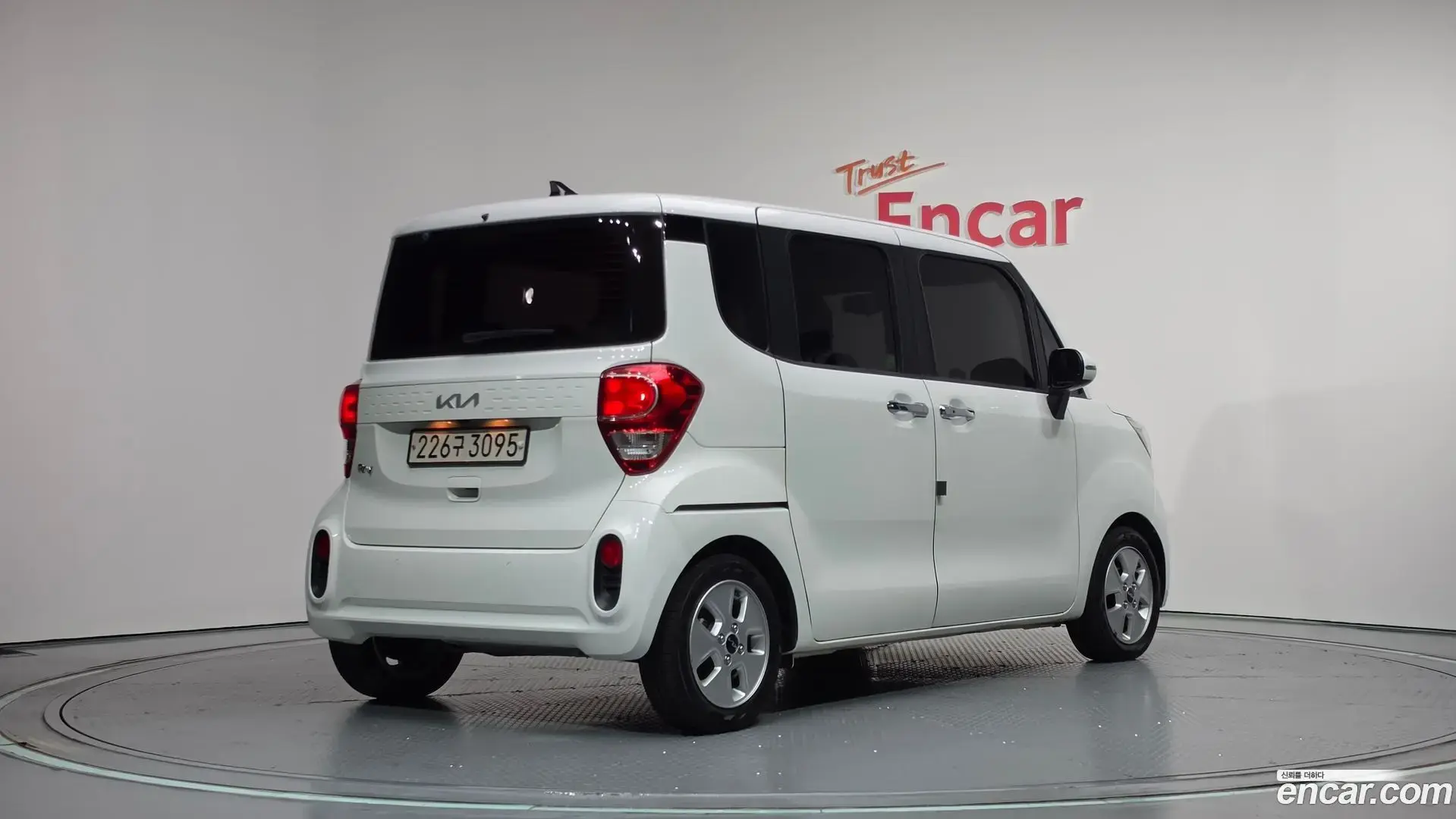 Main__Slider__Photo:RAY Kia 2021.9-1