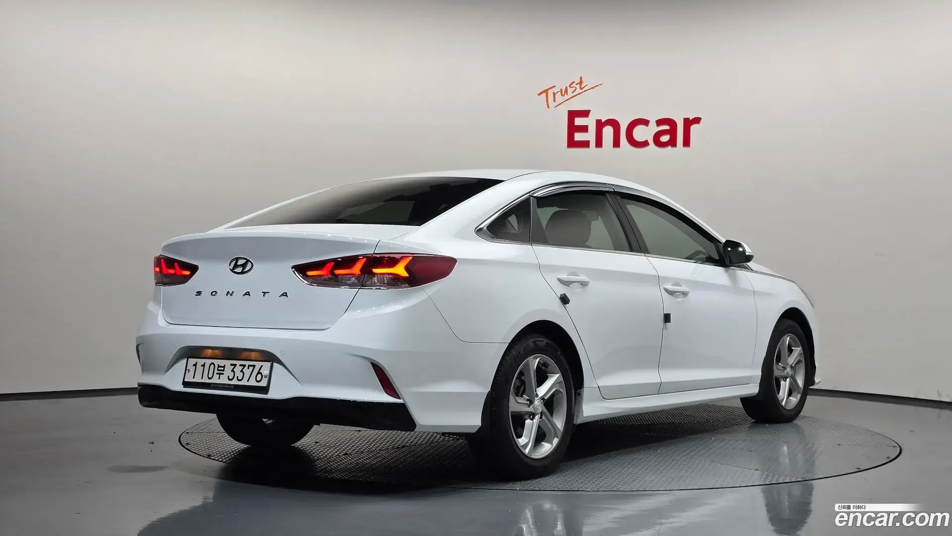 Main__Slider__Photo:Sonata Hyundai 2021.5-1