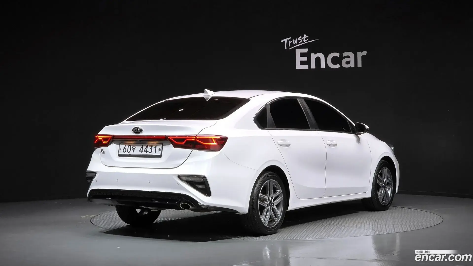 Main__Slider__Photo:K3 Kia 2019.3-1