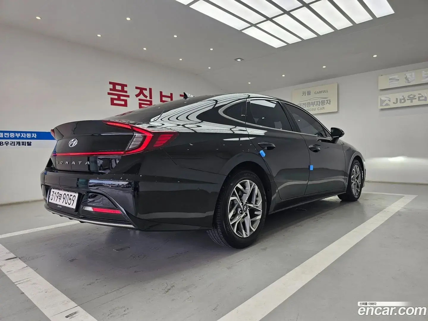 Main__Slider__Photo:Sonata Hyundai 2022.4-1