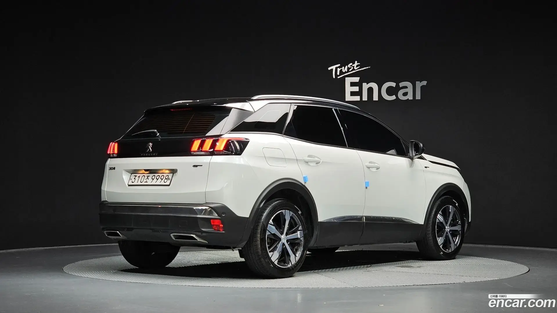 Main__Slider__Photo:3008 Peugeot 2019.11-1