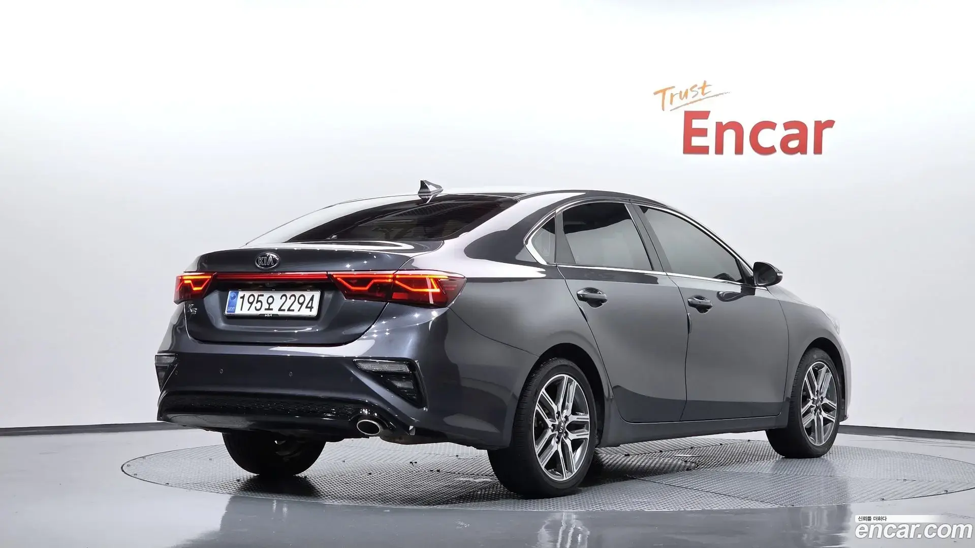 Main__Slider__Photo:K3 Kia 2019.2-1