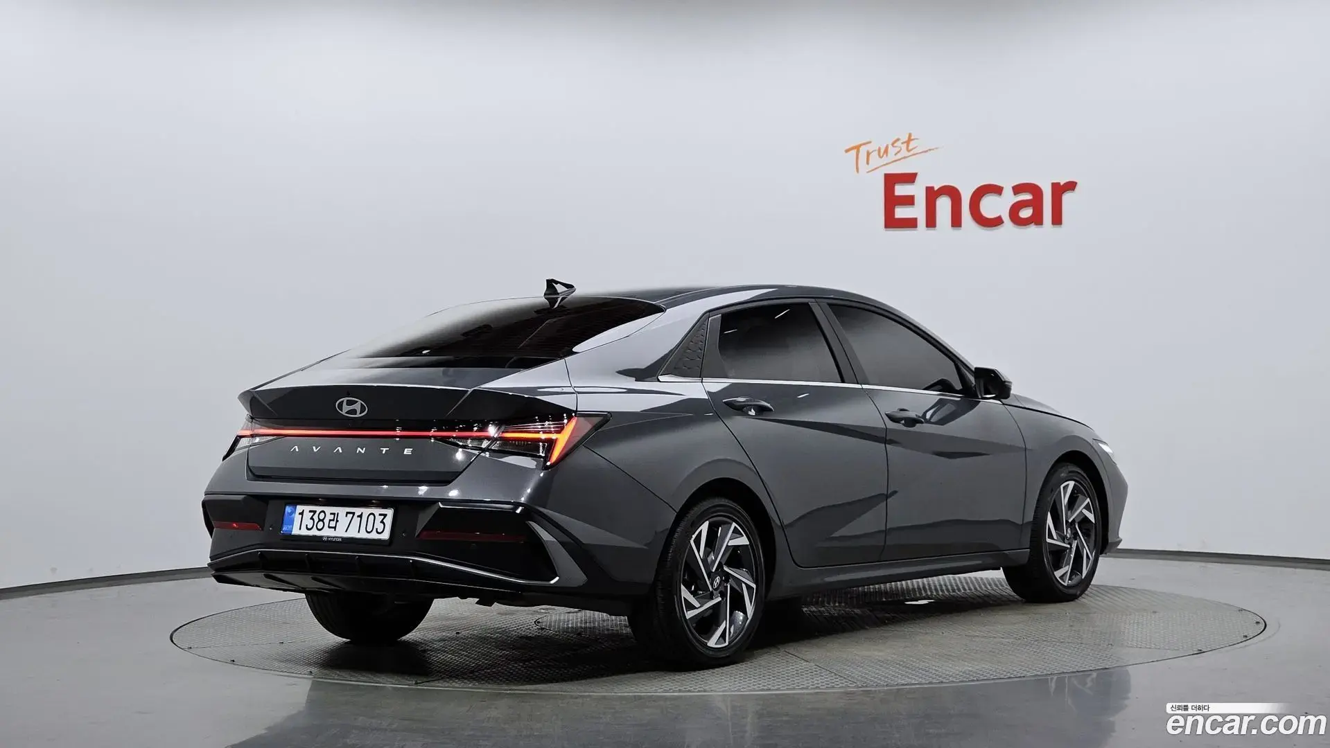 Main__Slider__Photo:AVANTE Hyundai 2025.10-1