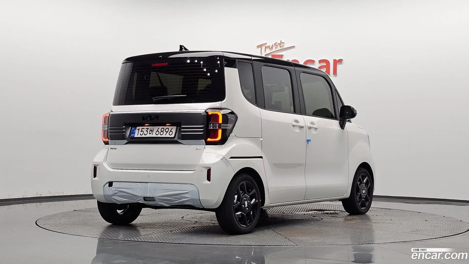 Main__Slider__Photo:RAY Kia 2026.8-1