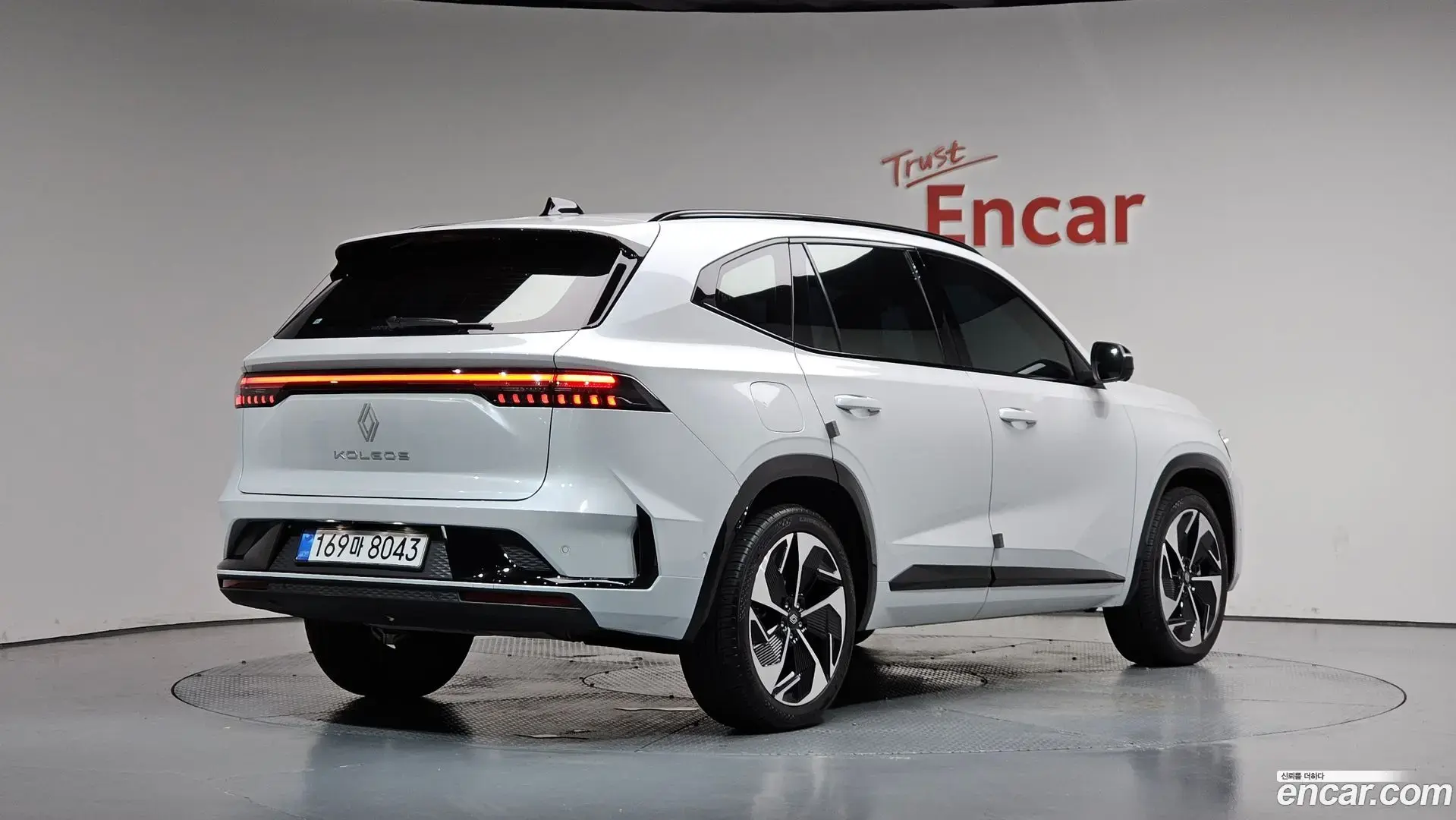 Main__Slider__Photo:Grand Koleos Renault Korea 2025.8-1
