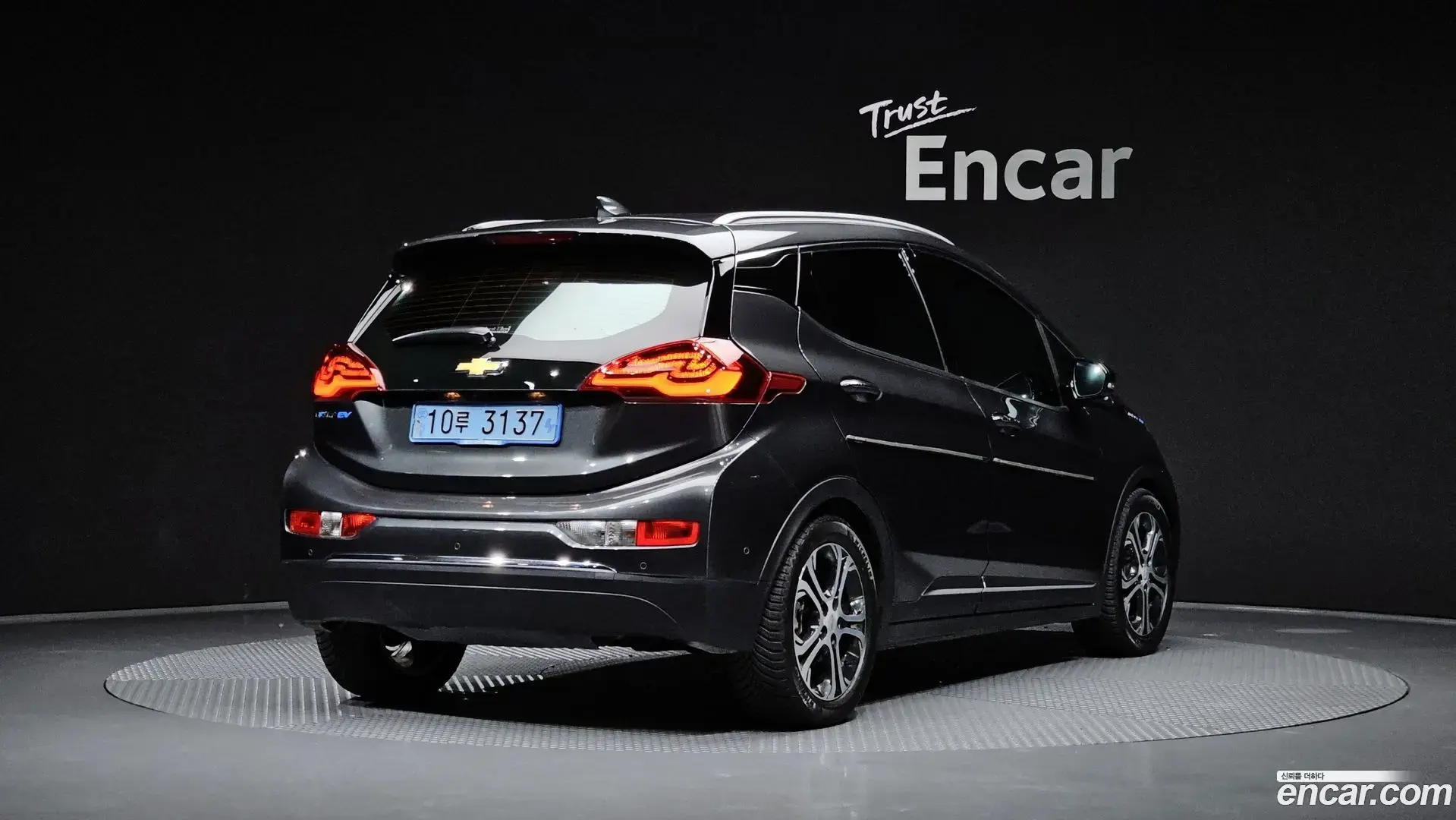 Main__Slider__Photo:Bolt EV Chevrolet 2019.7-1
