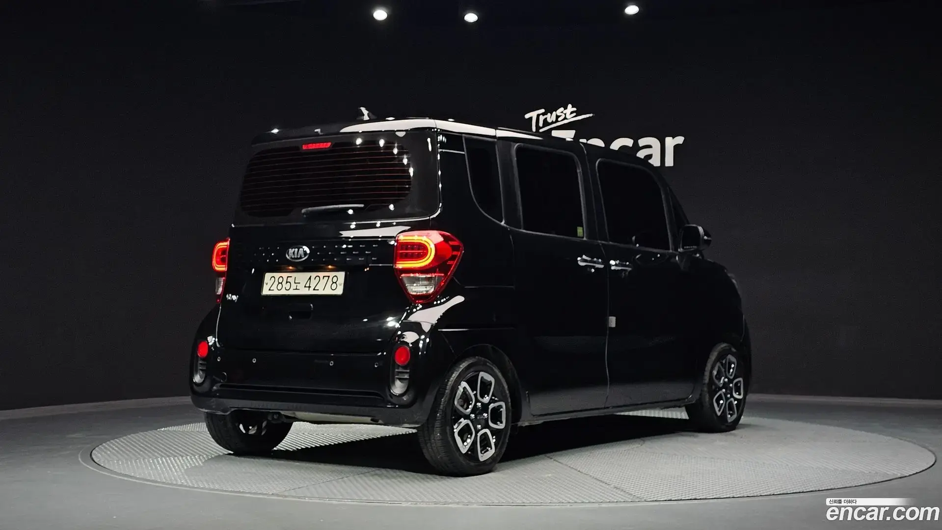Main__Slider__Photo:RAY Kia 2021.3-1