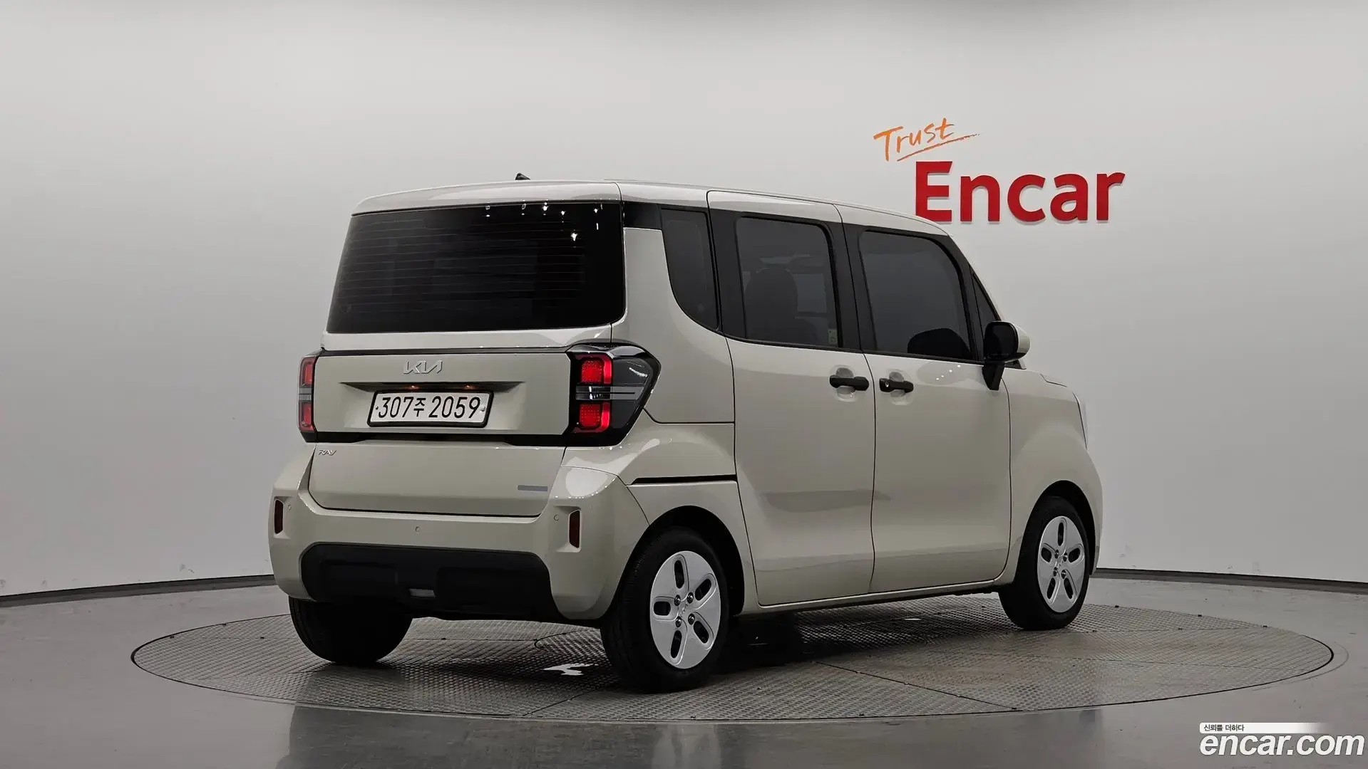 Main__Slider__Photo:RAY Kia 2024.0-1