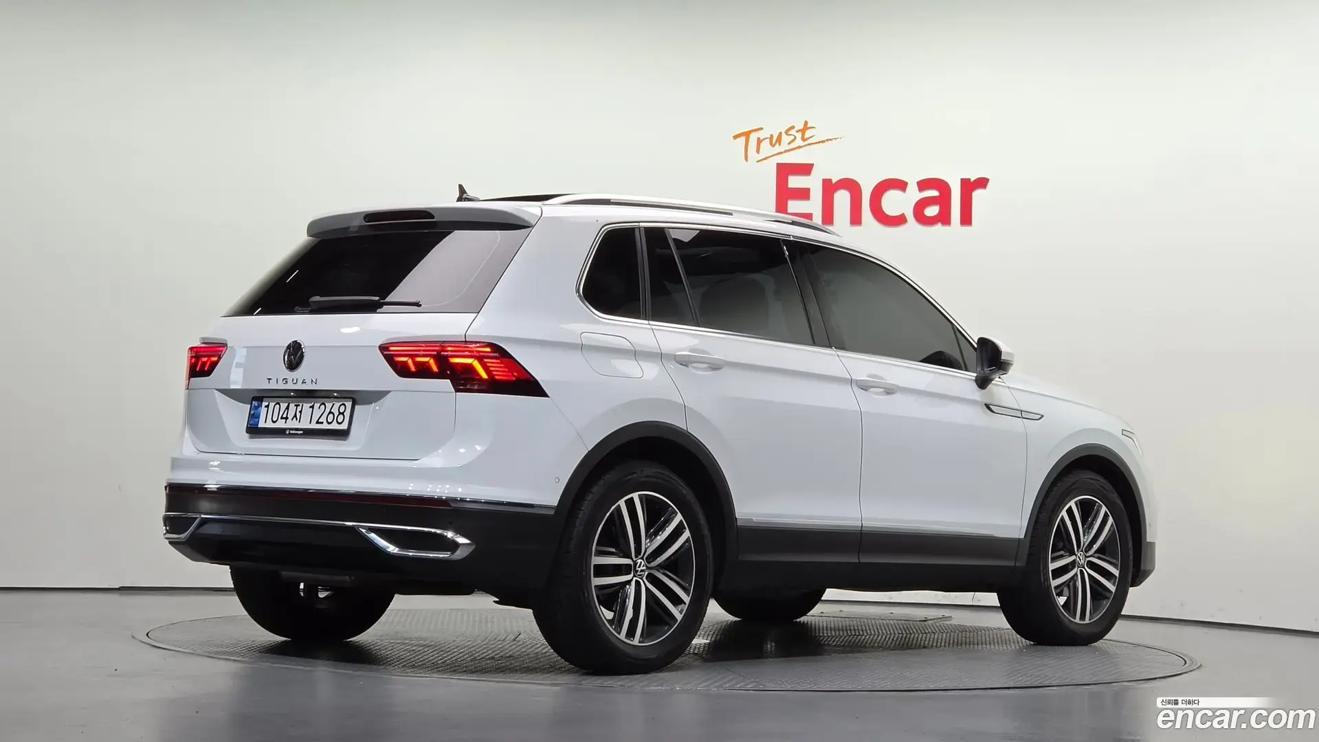 Main__Slider__Photo:Tiguan Volkswagen 2023.7-1