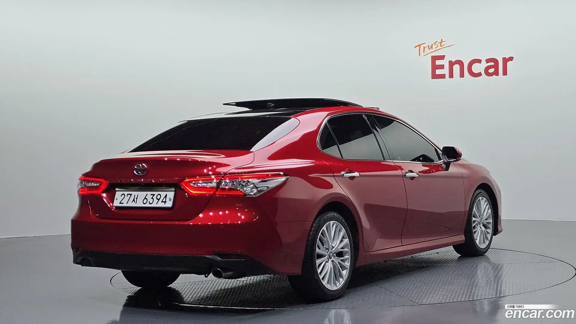 Main__Slider__Photo:Camry Toyota 2019.1-1