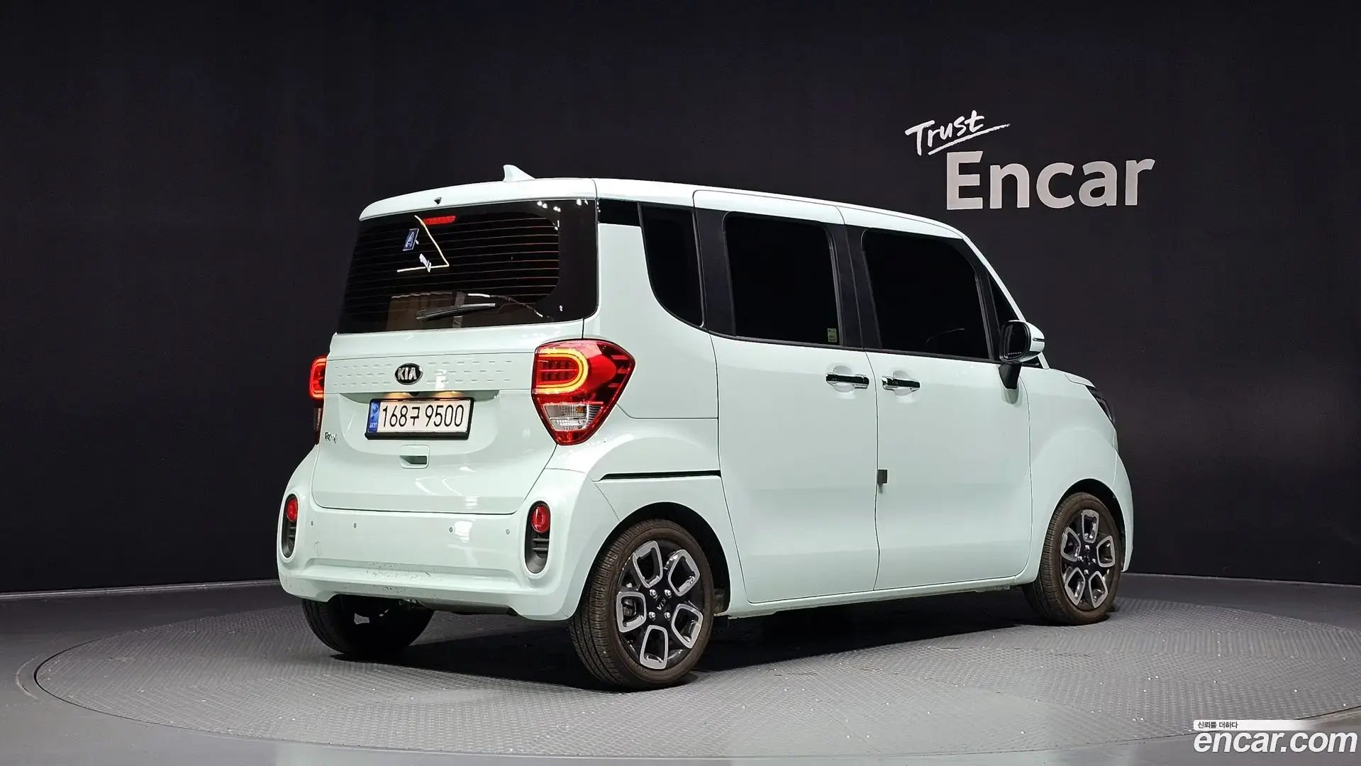 Main__Slider__Photo:RAY Kia 2021.5-1
